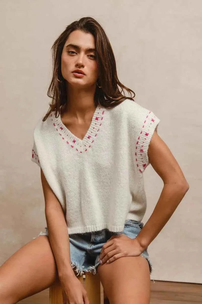 BiBi Knit Solid Contrast Stitch Detail Short Sleeves Sweater