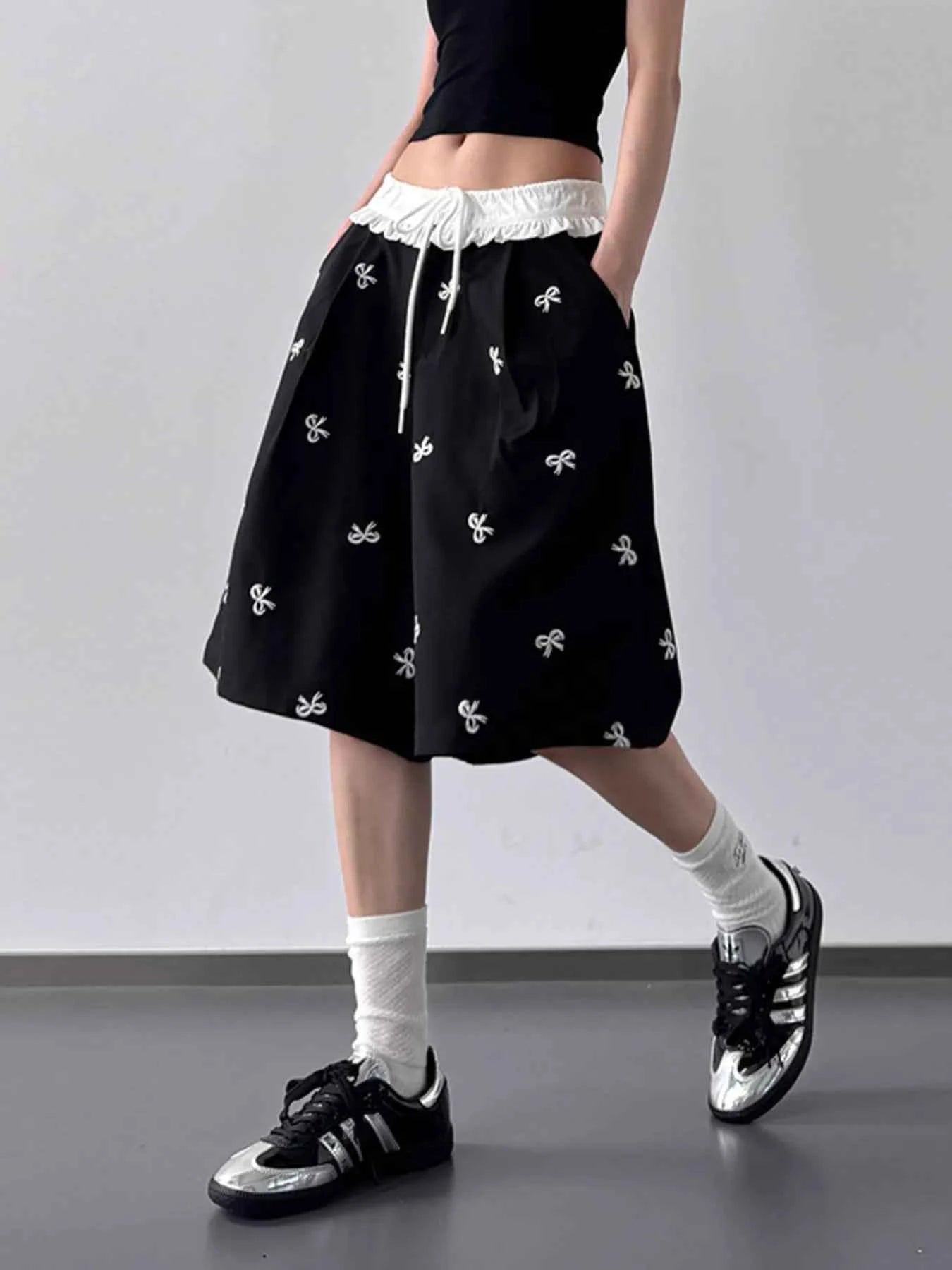 Bow Print Wide Leg Shorts with Contrast Ruffle Waistband