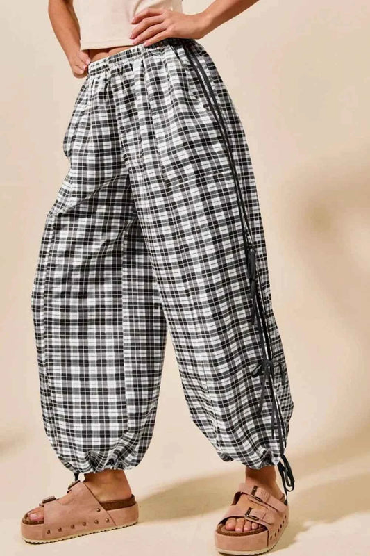 SO ME Plaid Elastic Waist Balloon Pants