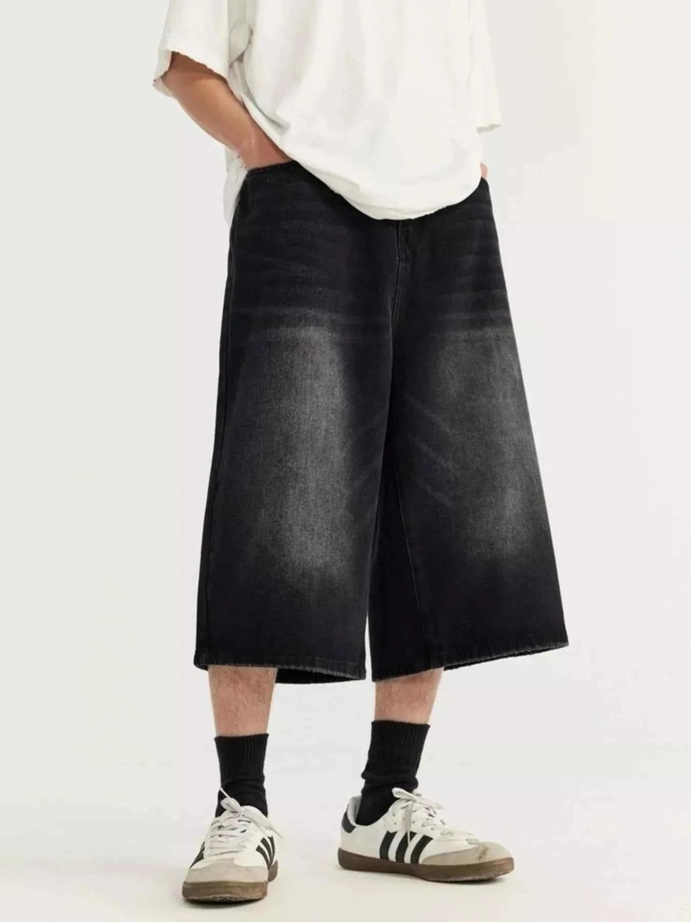Men's Washed Wide Leg Demin Shorts