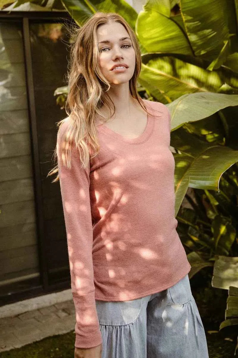 BiBi Mir Solid Raw Edge Neckline Thumb Opening Top