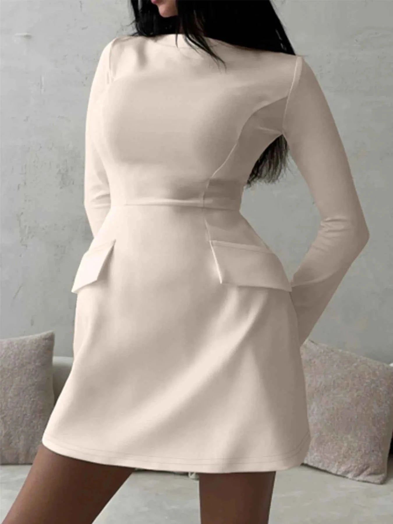 Long Sleeve Bodycon Mini Dress with Pockets