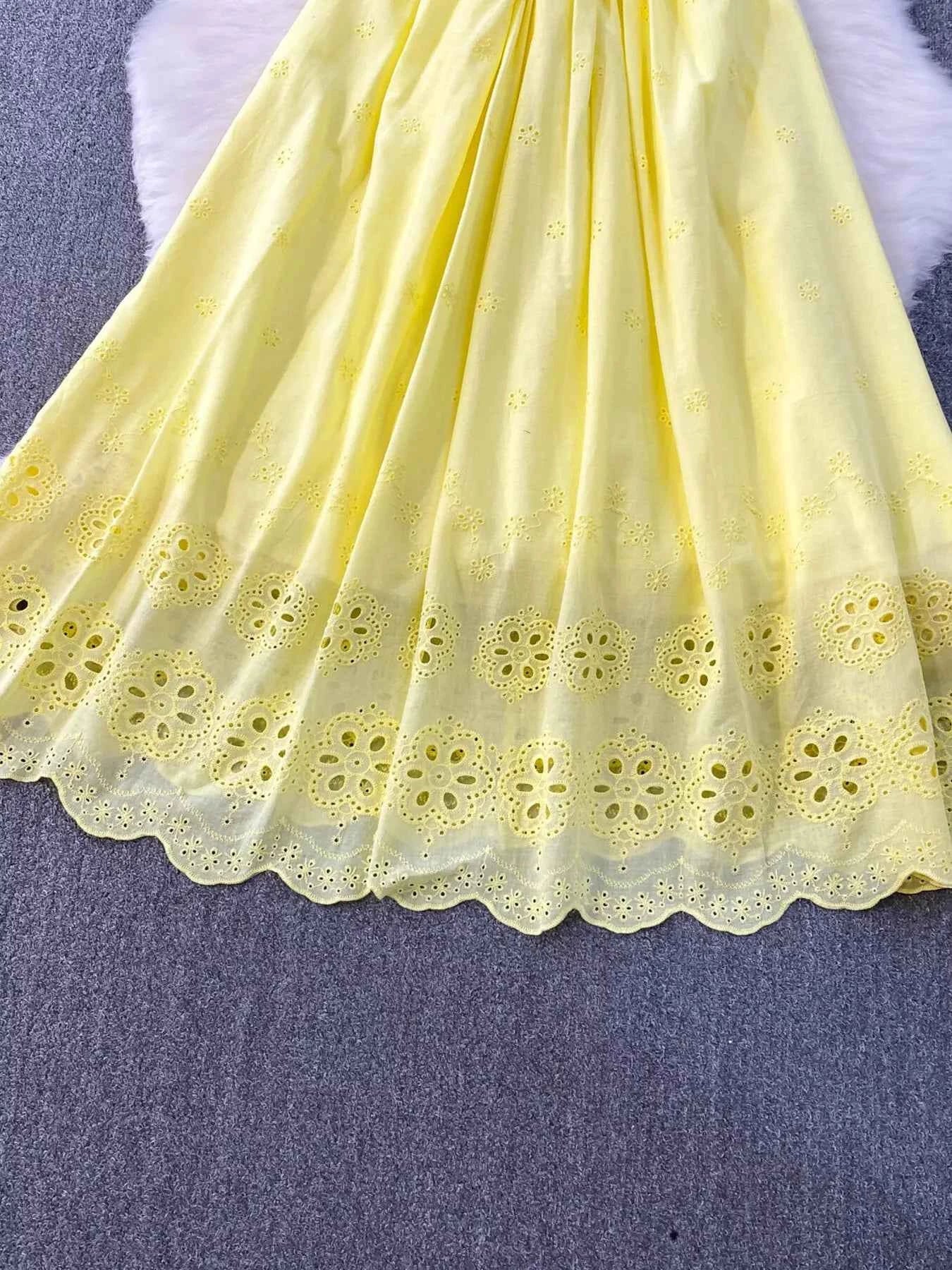 Lace Detail Sleeveless Dress