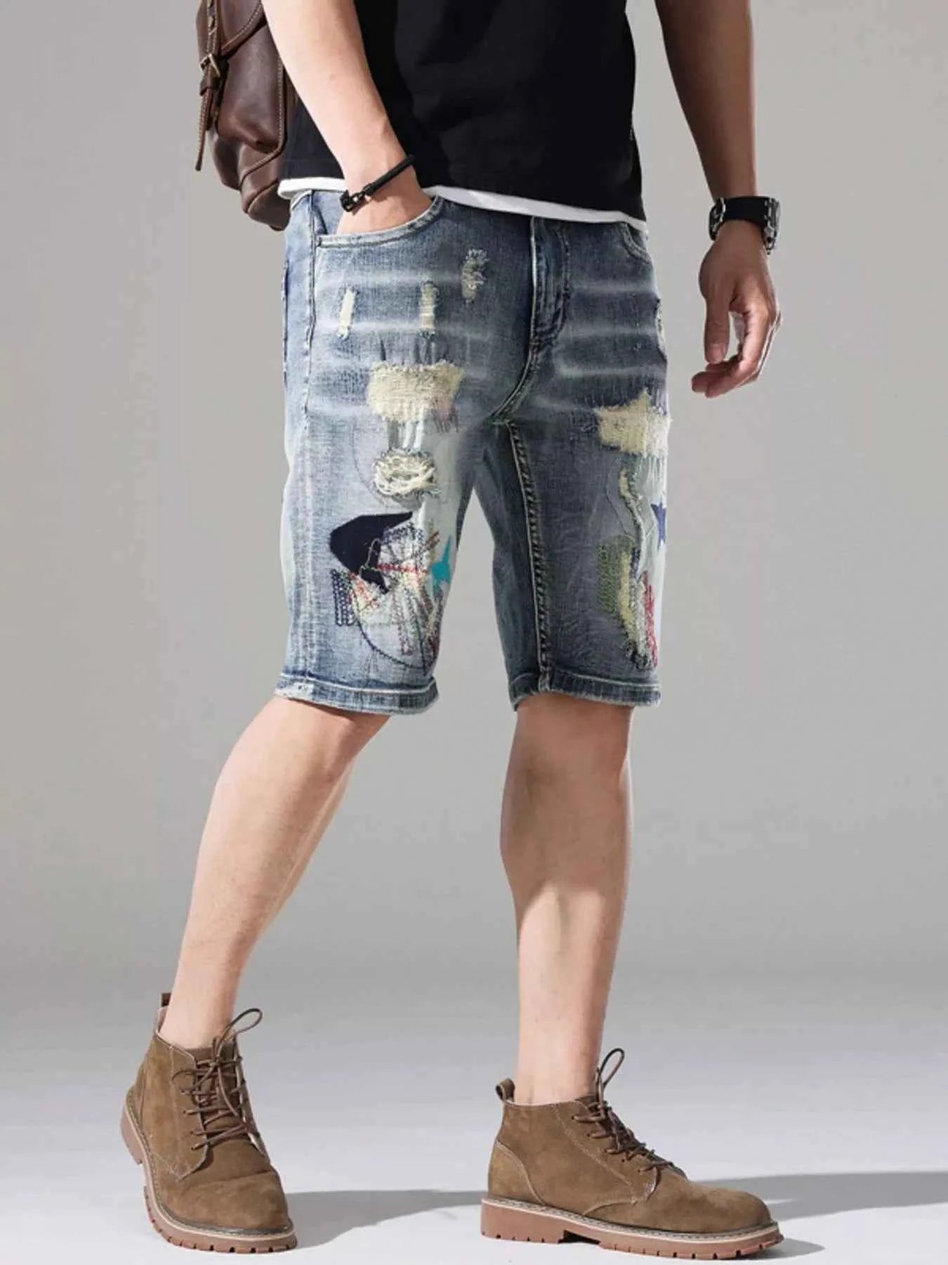 Men's Distressed Loose Fit Denim Shorts