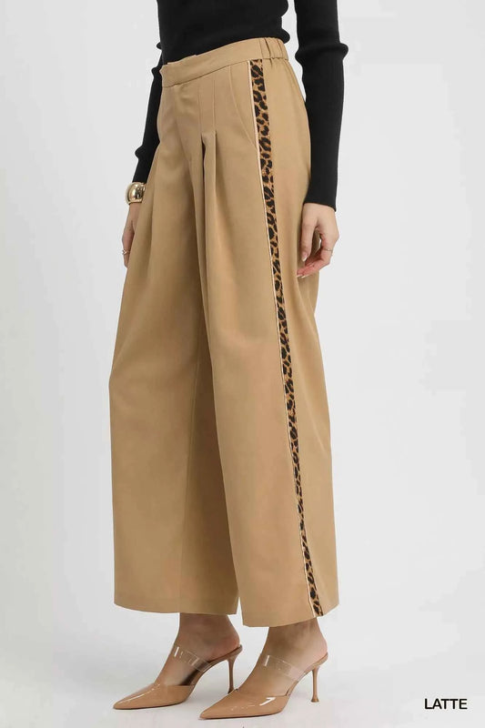 Umgee Front Pleated Wide-Leg Pants with Contrast Trim