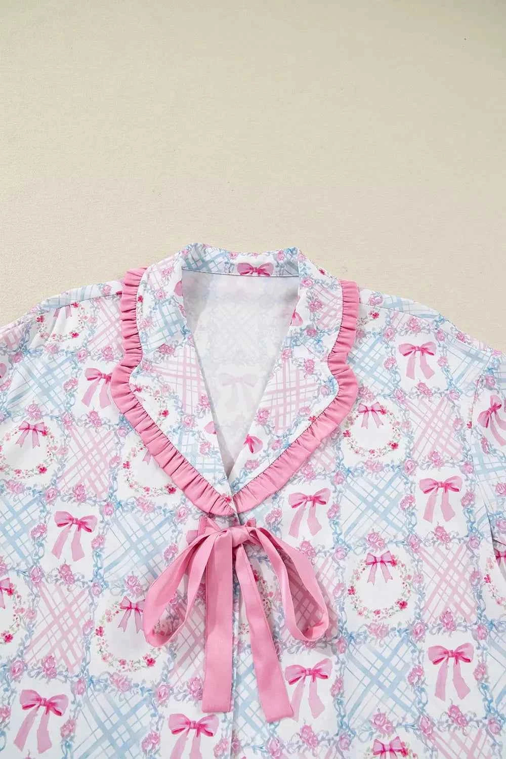 Wreath Pattern Christmas Tied Front Long Sleeve 2pcs Pajama Set