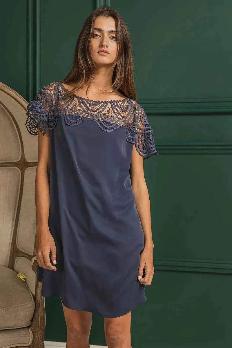 BiBi Crochet Lace Yoke Detailed Wrinkled Dress