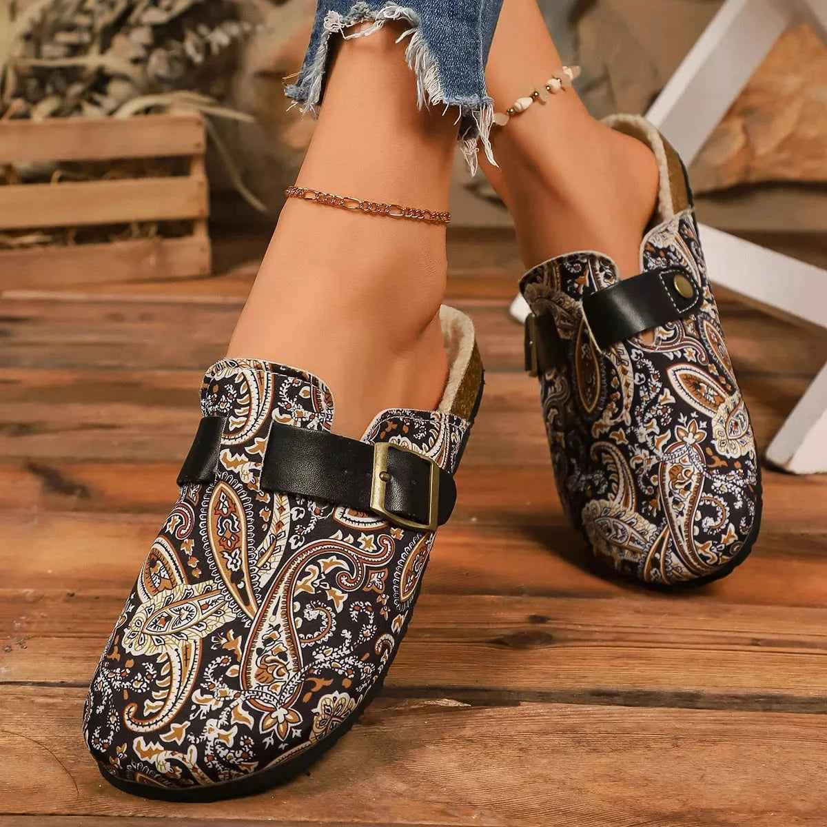 Round Toe Flats Slip-Ons
