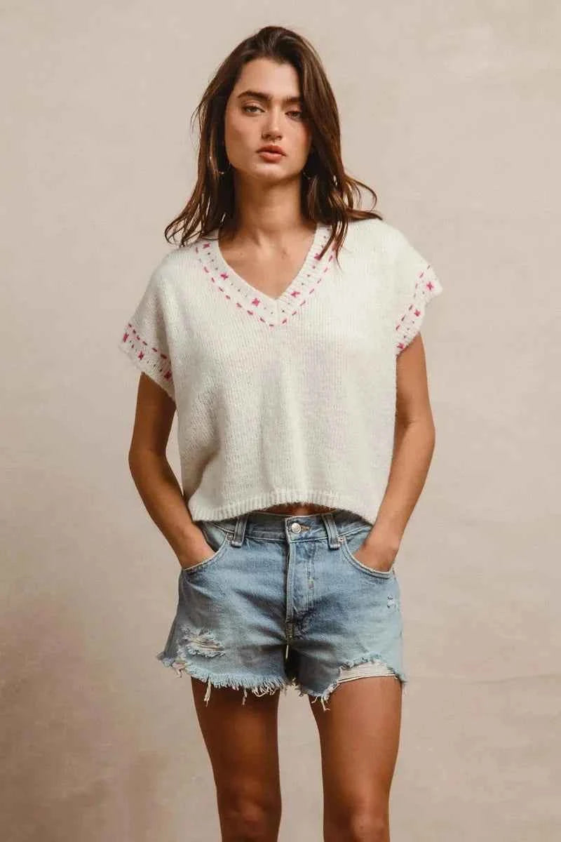 BiBi Knit Solid Contrast Stitch Detail Short Sleeves Sweater