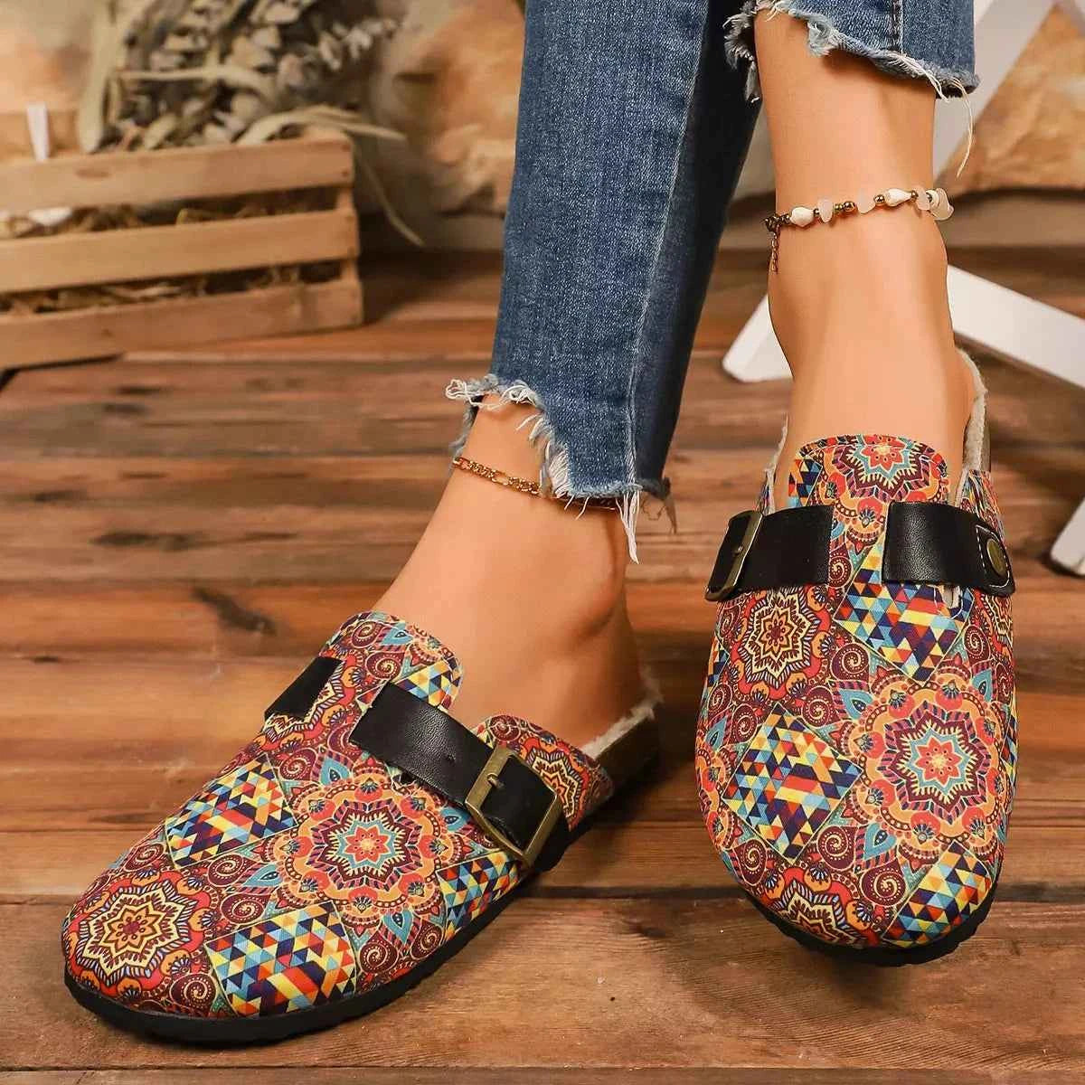Round Toe Flats Slip-Ons