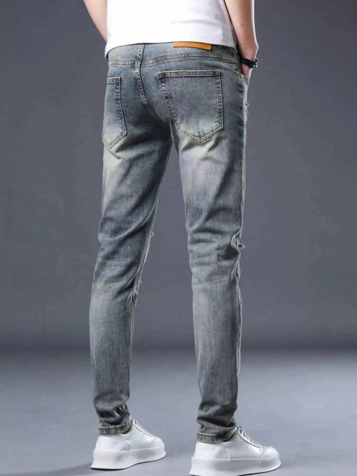 Men's Distressed Slim Fit Jeans