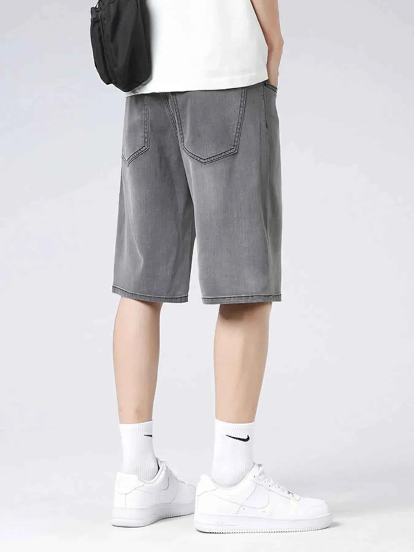 Men's Loose Fit Washed Denim Shorts
