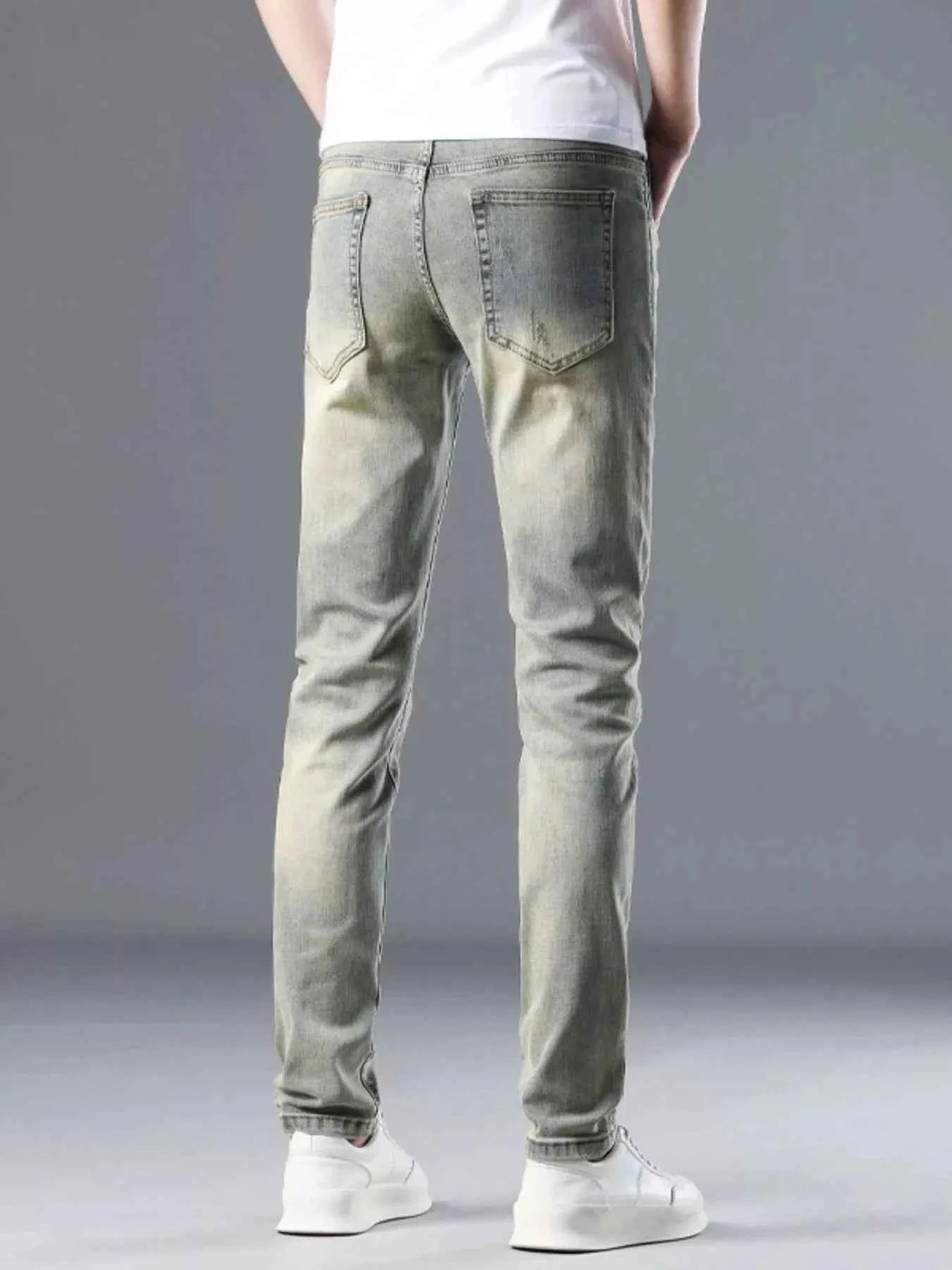 Men's Distressed Slim Fit Jeans