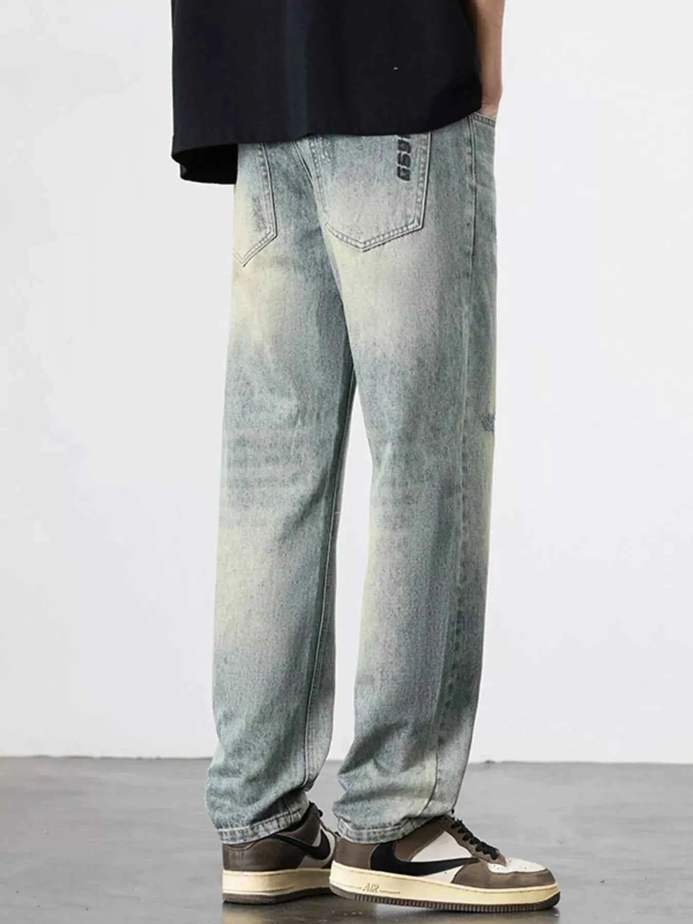 Men's Wide-Leg Relaxed Fit Jeans