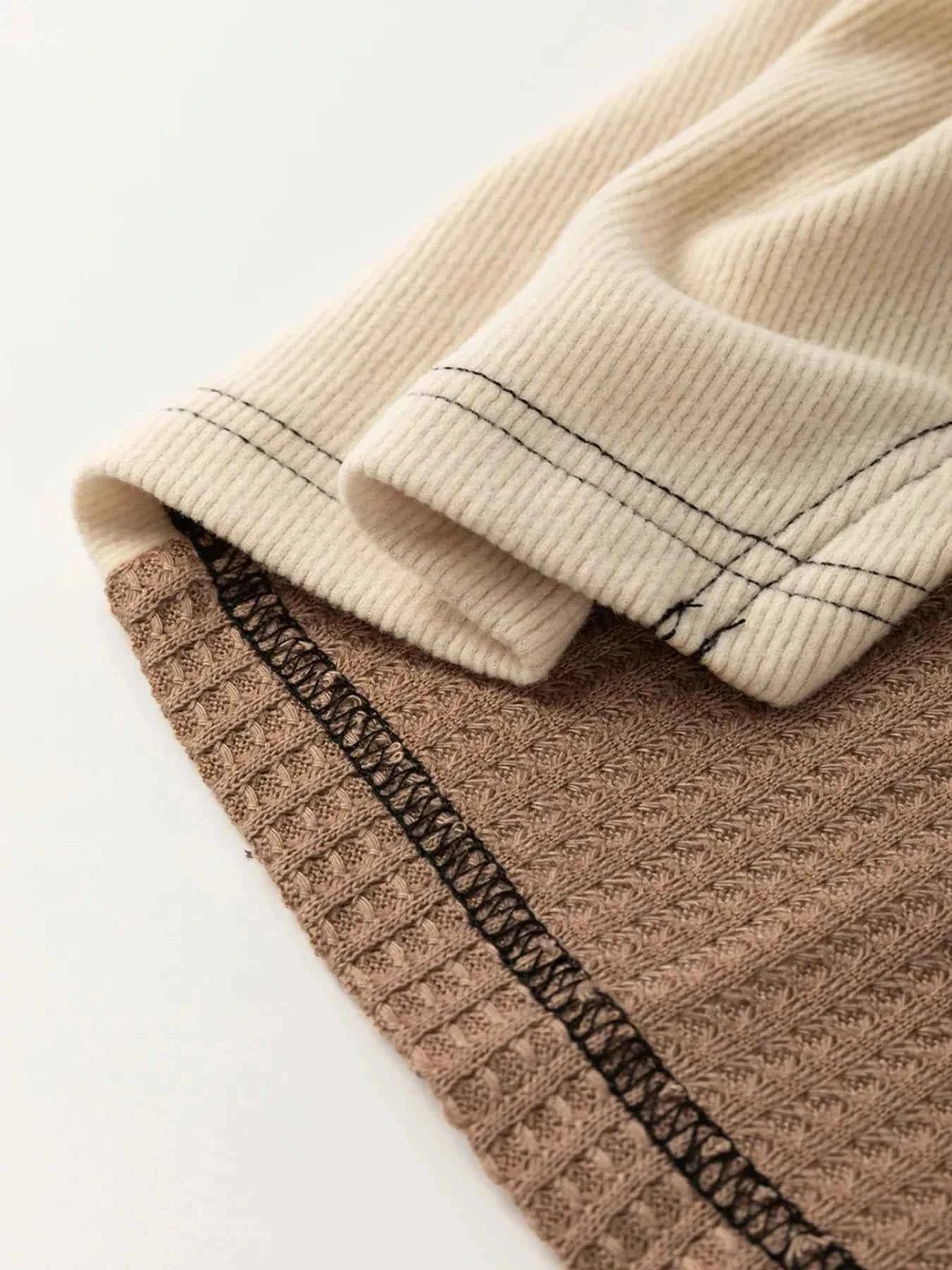 Color Block Waffle Knit Stitch Detail Long Sleeve Top