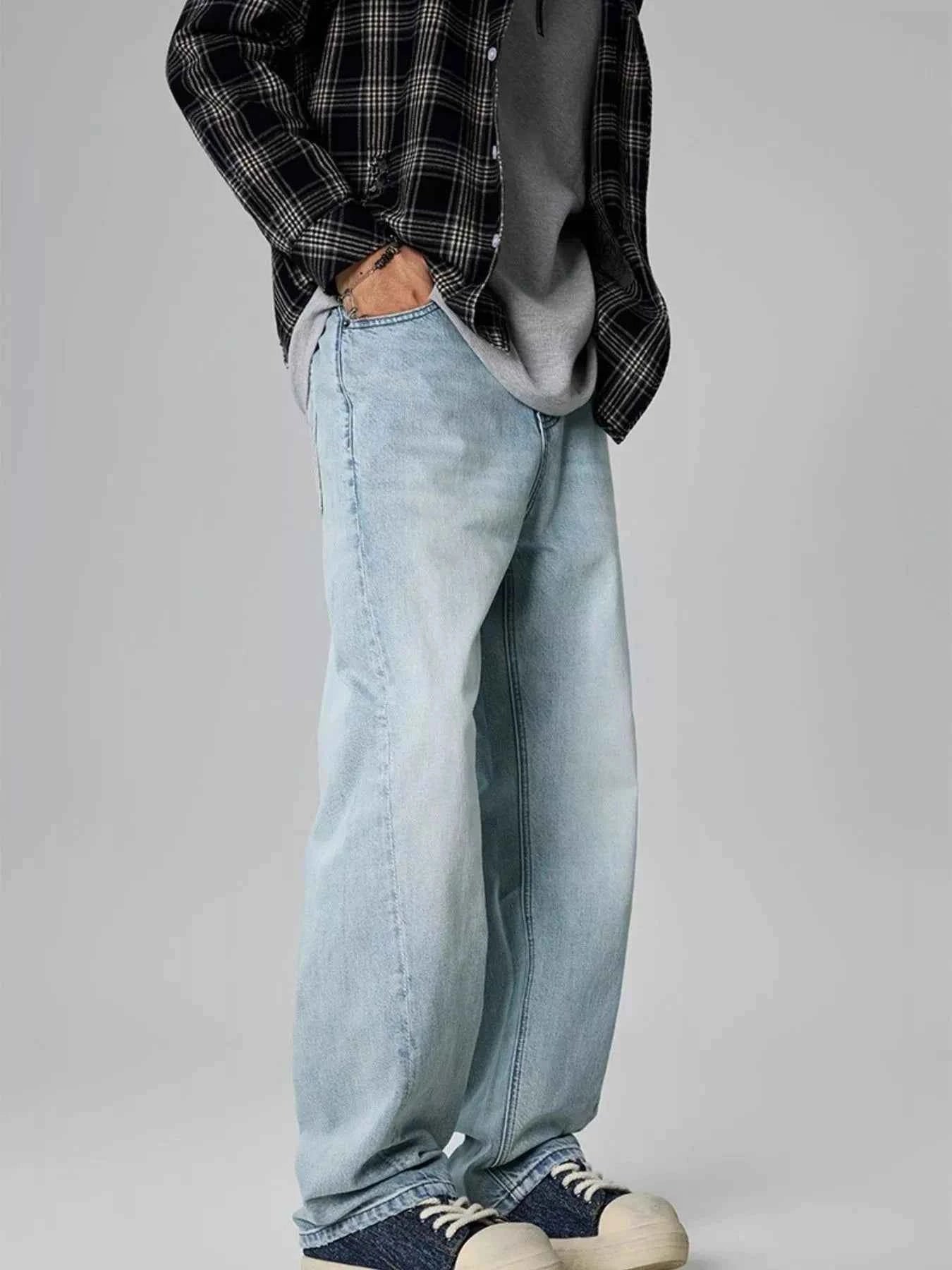 Men's Wash Straight Leg Jeans