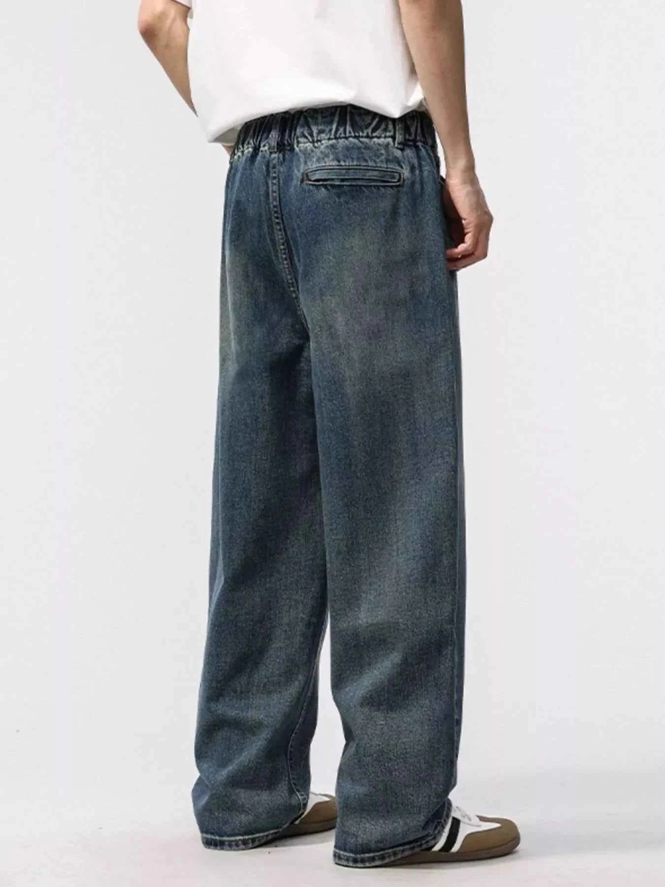 Men's Wash Relaxed Fit Jeans