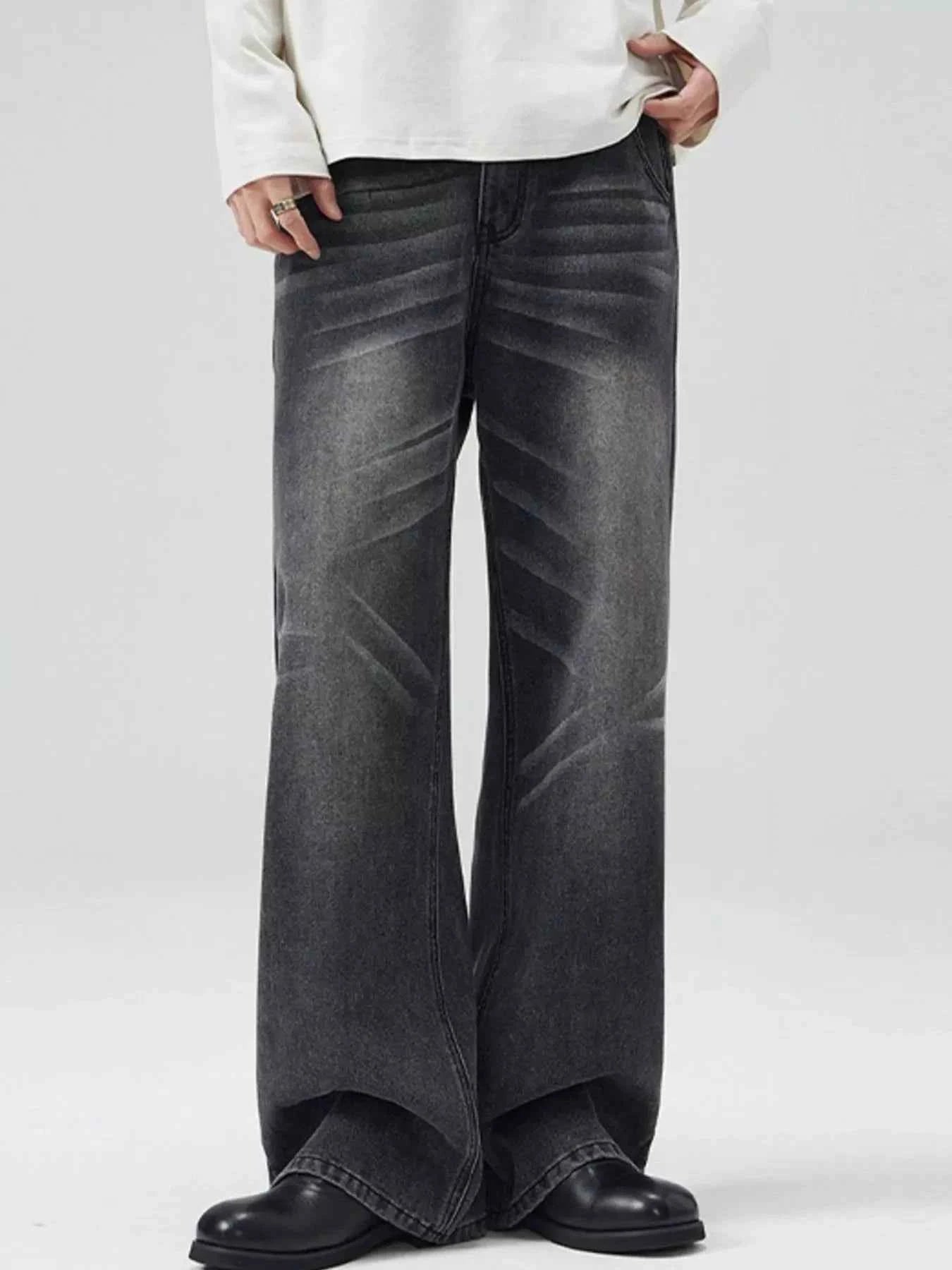 Men's Wide Leg Relaxed Fit Jeans