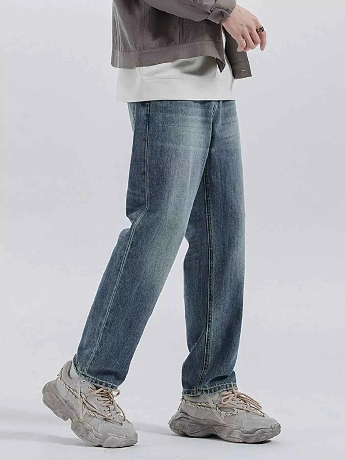 Men's Relaxed Fit Wash Jeans