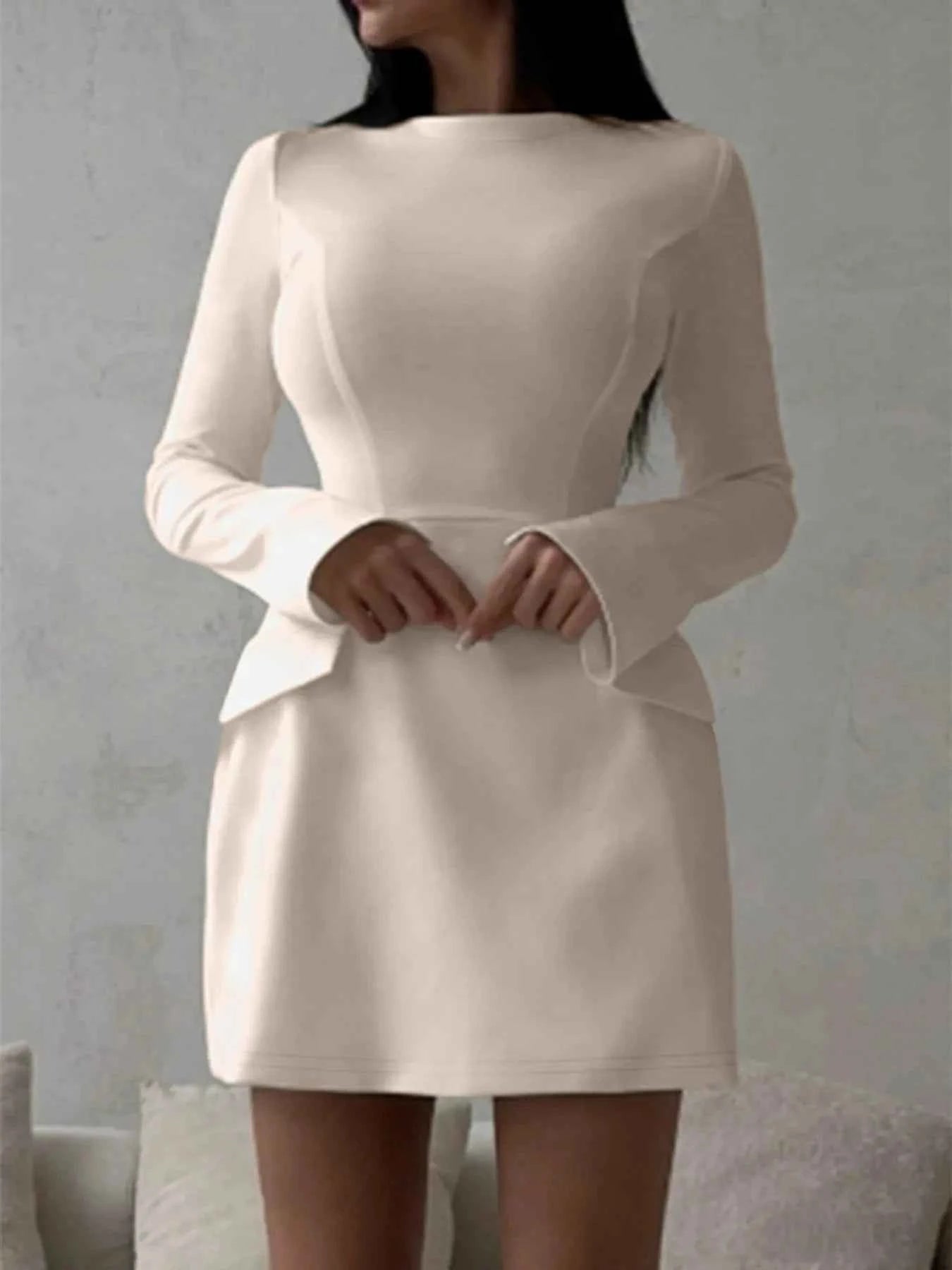 Long Sleeve Bodycon Mini Dress with Pockets