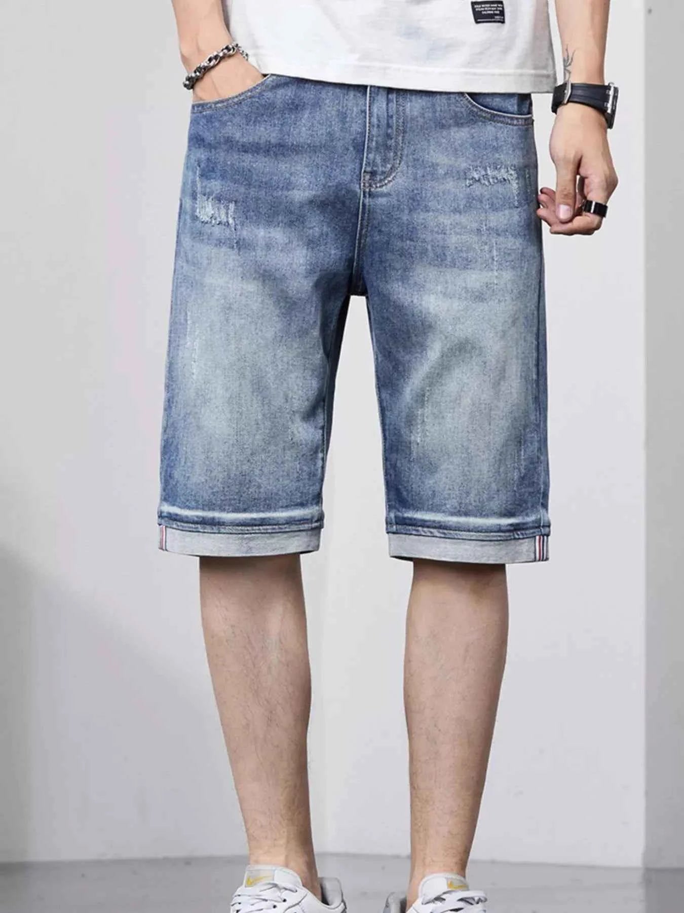 Men's Loose Fit Denim Shorts