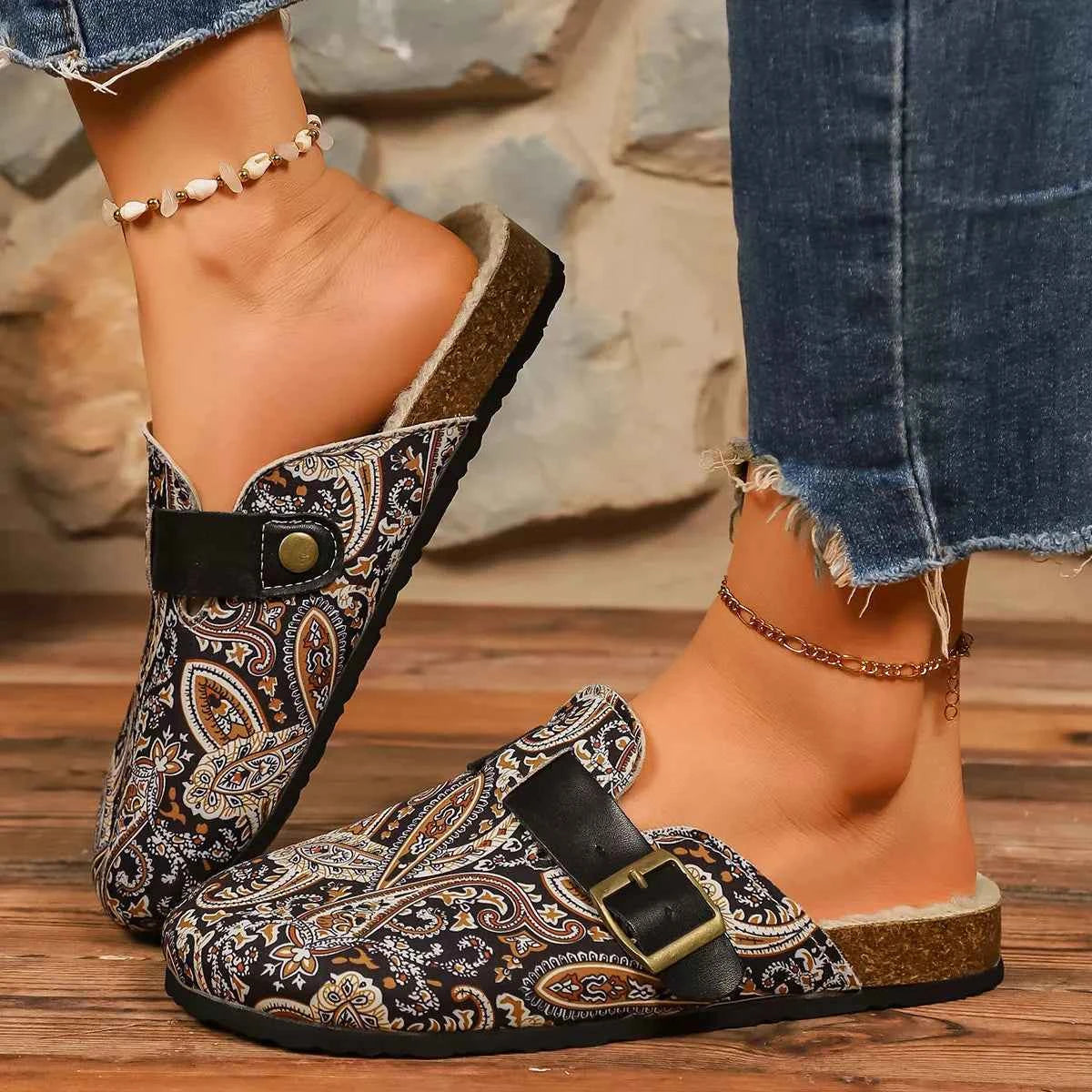 Round Toe Flats Slip-Ons