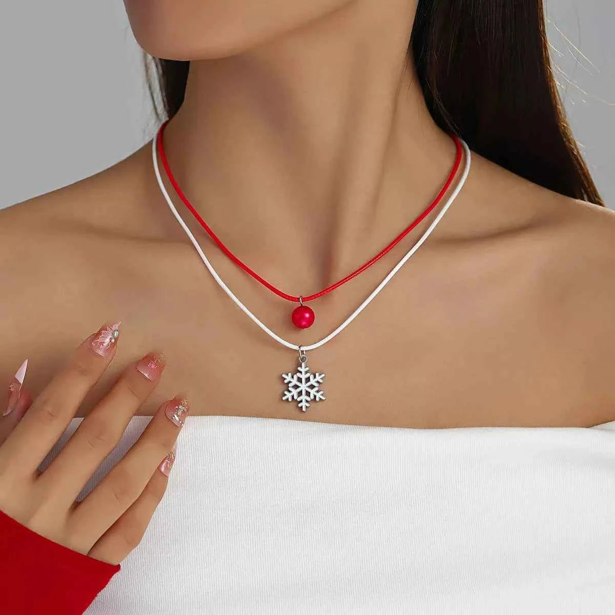 2 Piece Christmas Themed Pendant Necklace