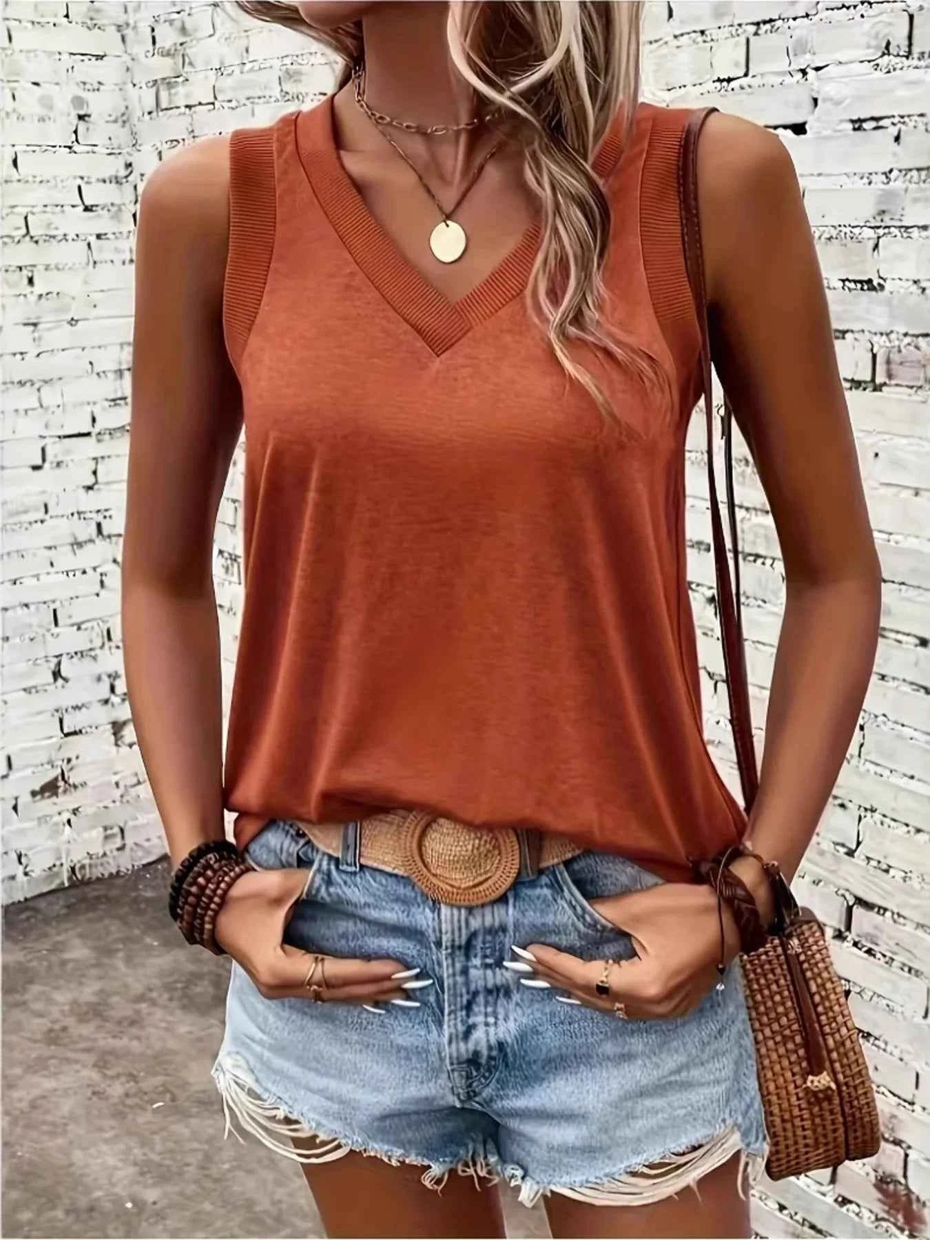 Breathable V-Neck Ribbed-Band Tank Top