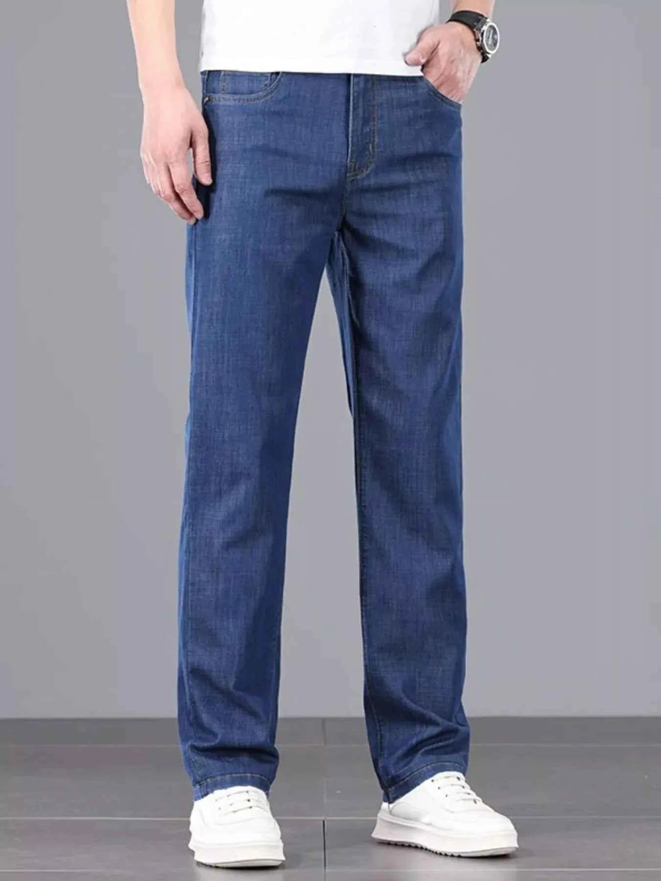 Men's Wash Straight Leg Comfort Jeans