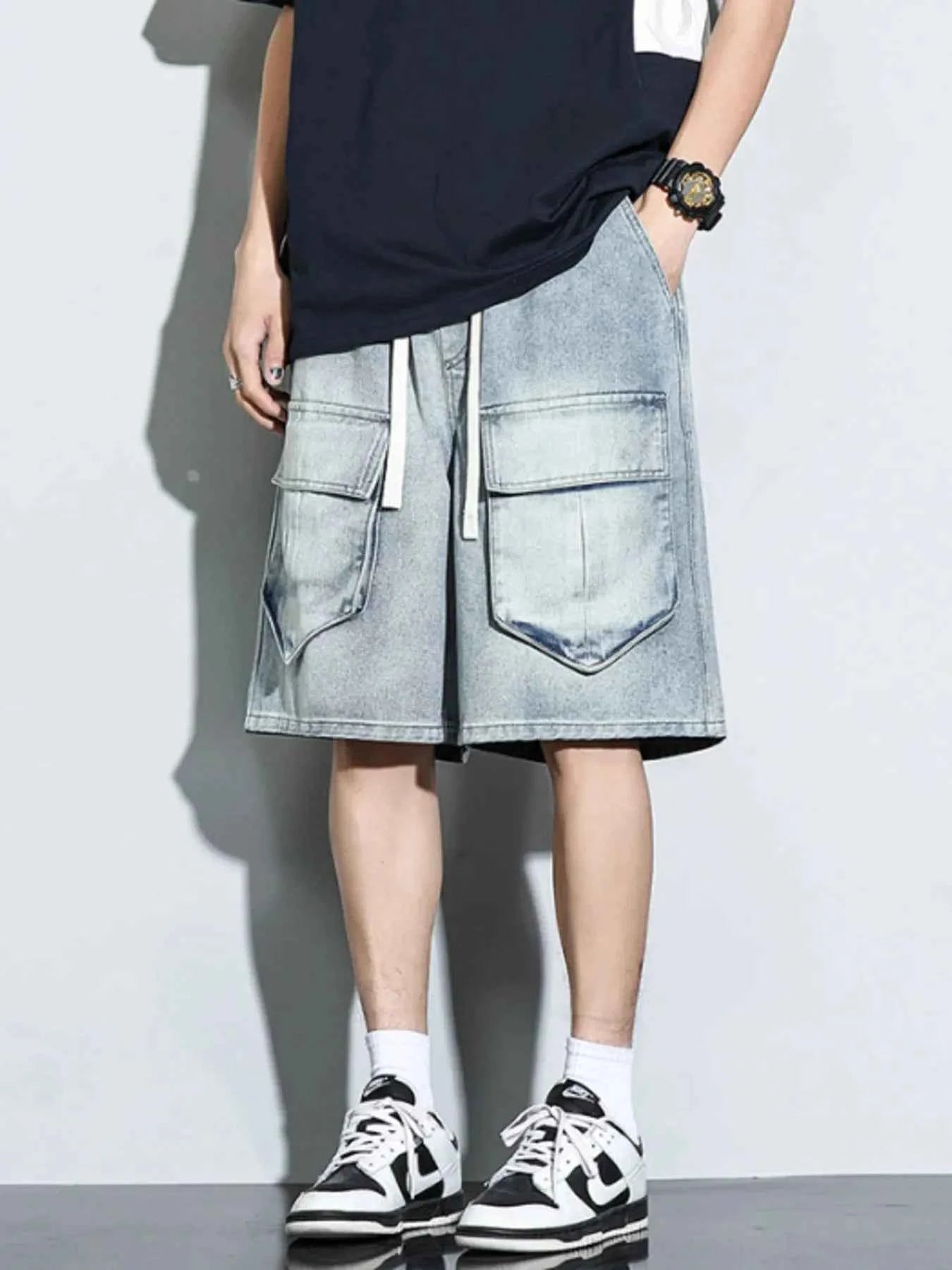 Men's Full Size Relaxed Fit Cargo Pocket Denim Shorts Plus Size