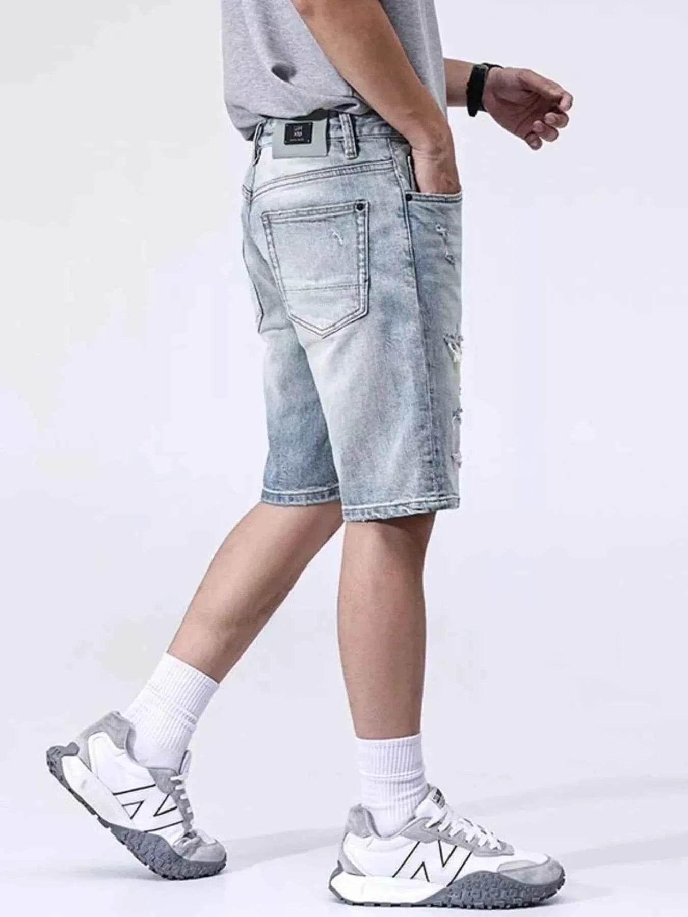 Men's Distressed Denim Shorts