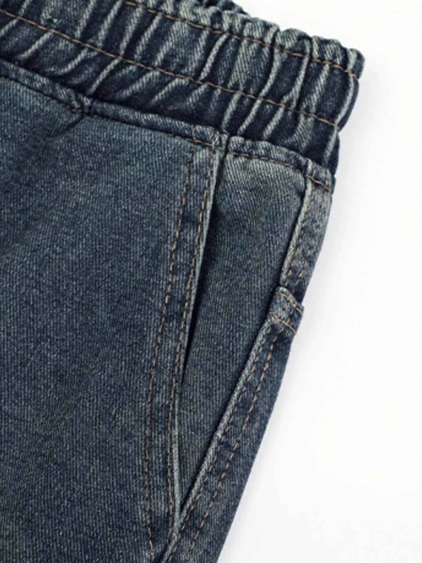 Men's Plus Size Wide-Leg Cargo Jeans