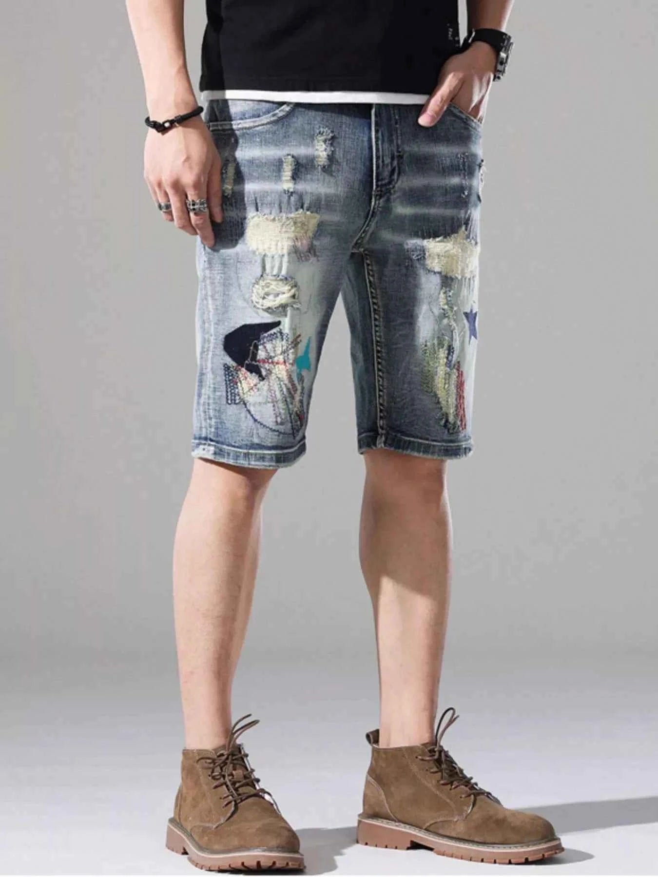 Men's Distressed Loose Fit Denim Shorts