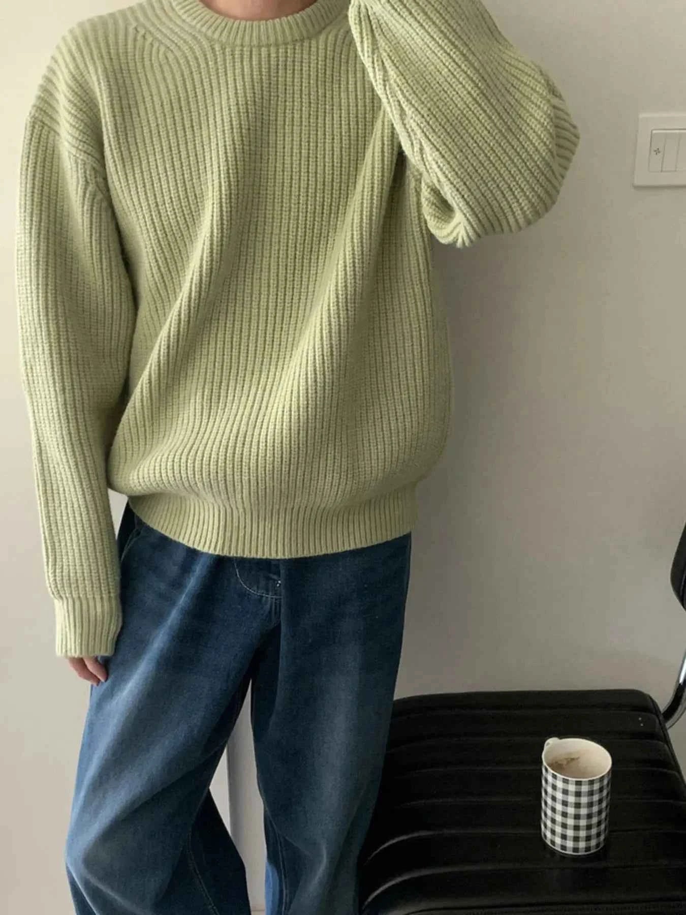 Men's Oversized Ribbed Round Neck Sweater
