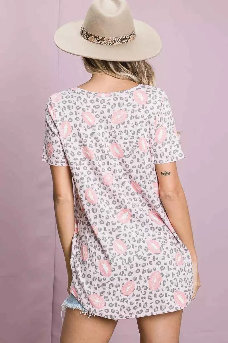 BiBi Leopard Lips Print Top V Neck Top