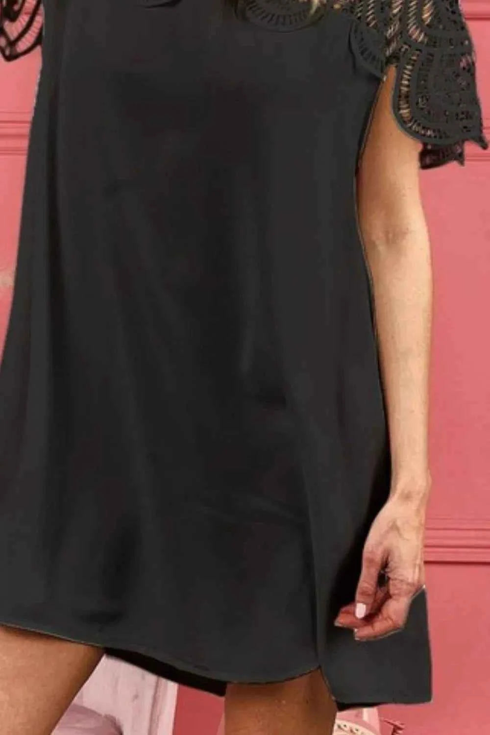 BiBi Crochet Lace Yoke Detailed Wrinkled Dress