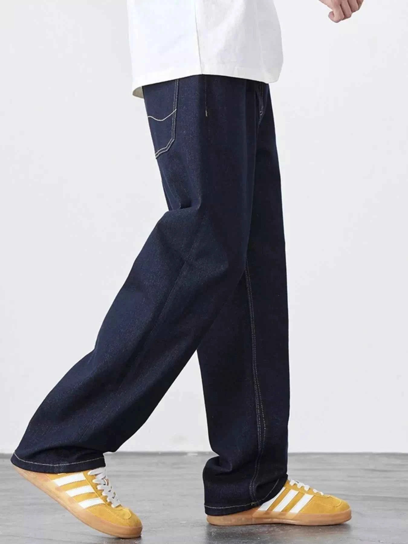 Men's Wash Relaxed Fit Jeans