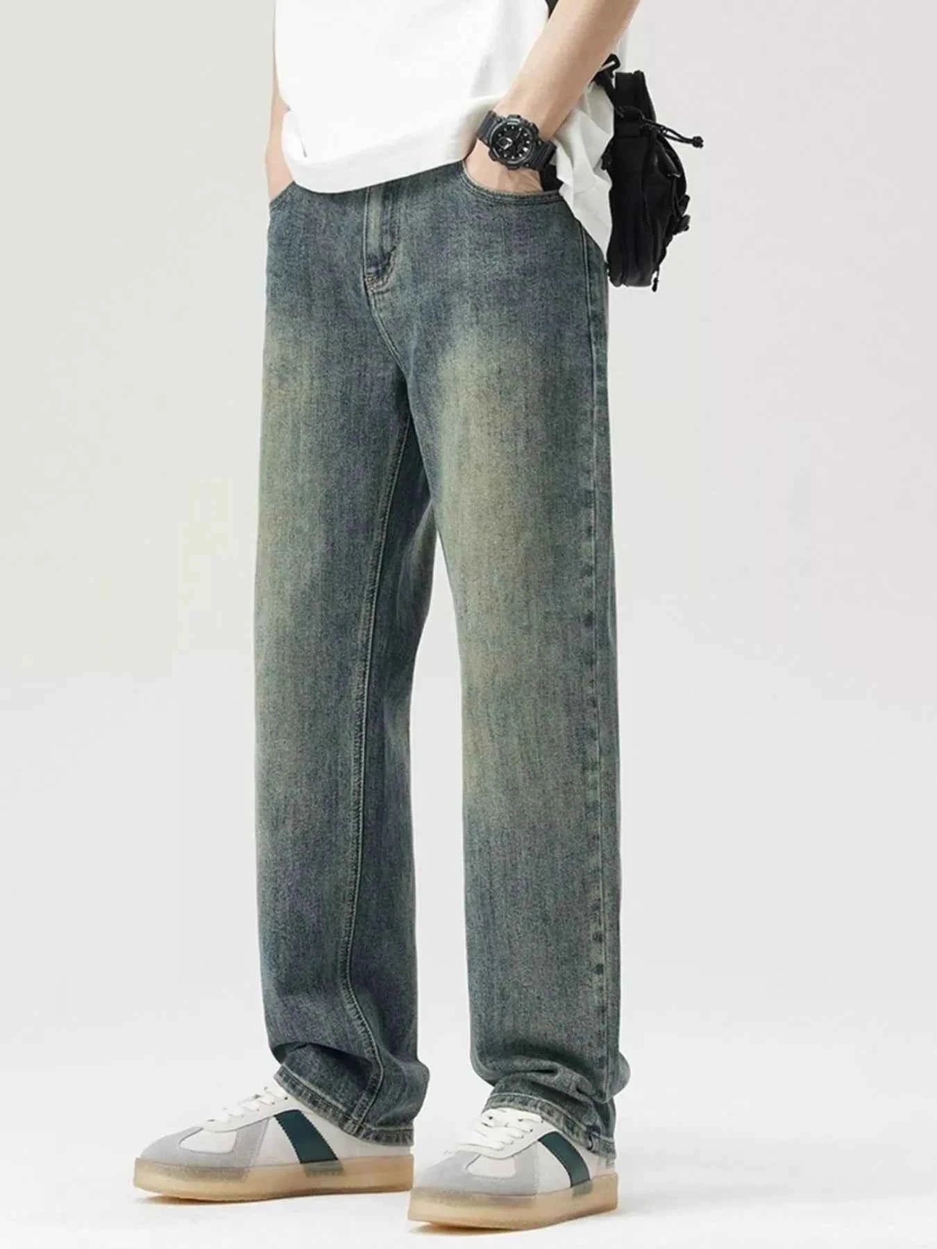 Men's Wide Leg Jeans