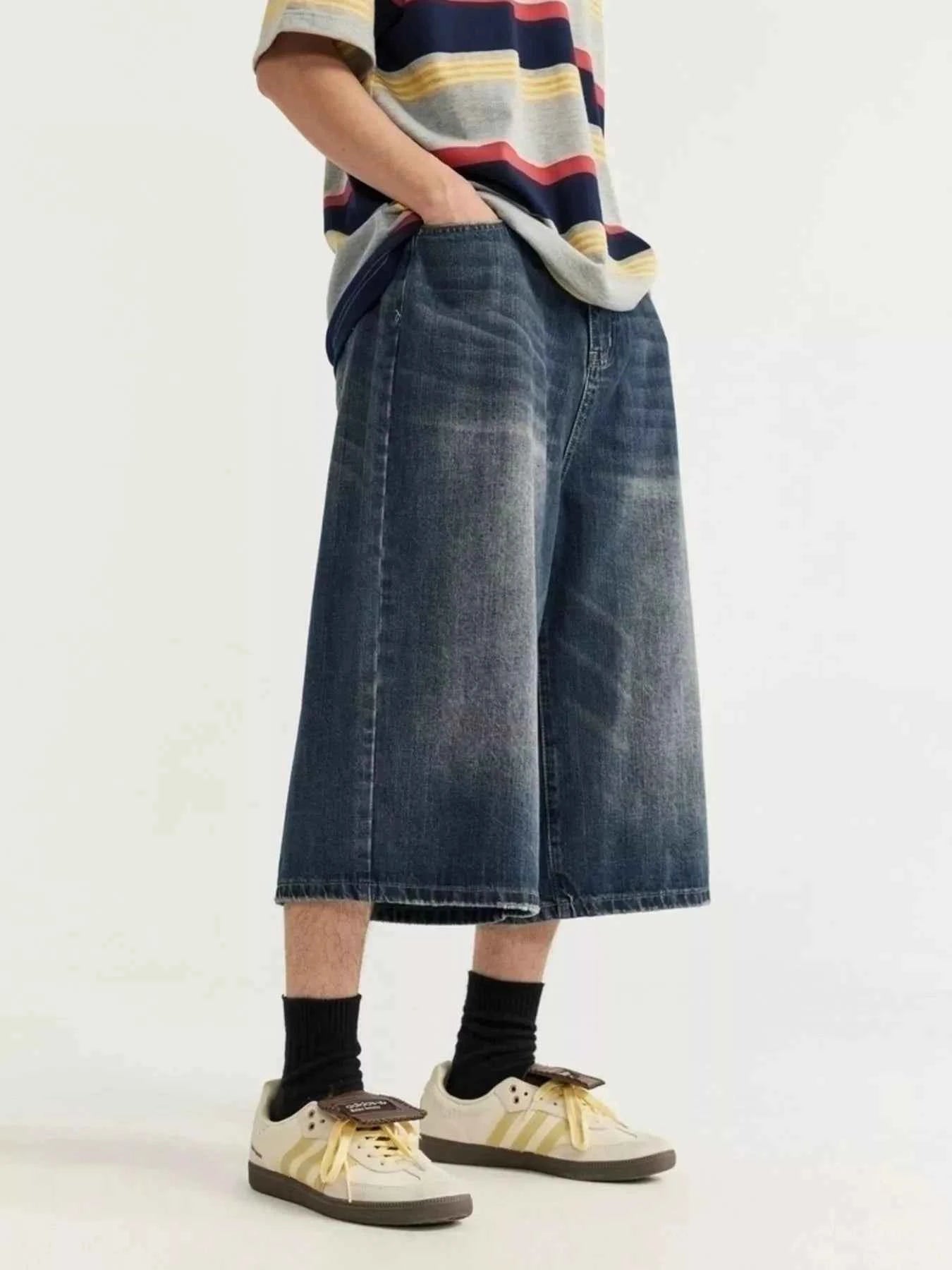 Men's Washed Wide Leg Demin Shorts