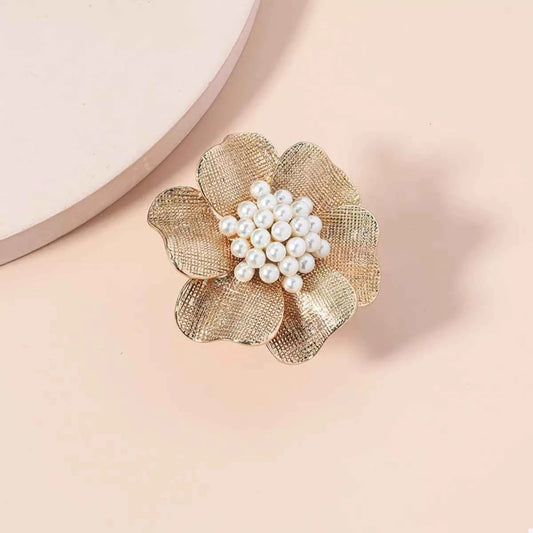 18K Gold-Plated Pearl Flower Ring