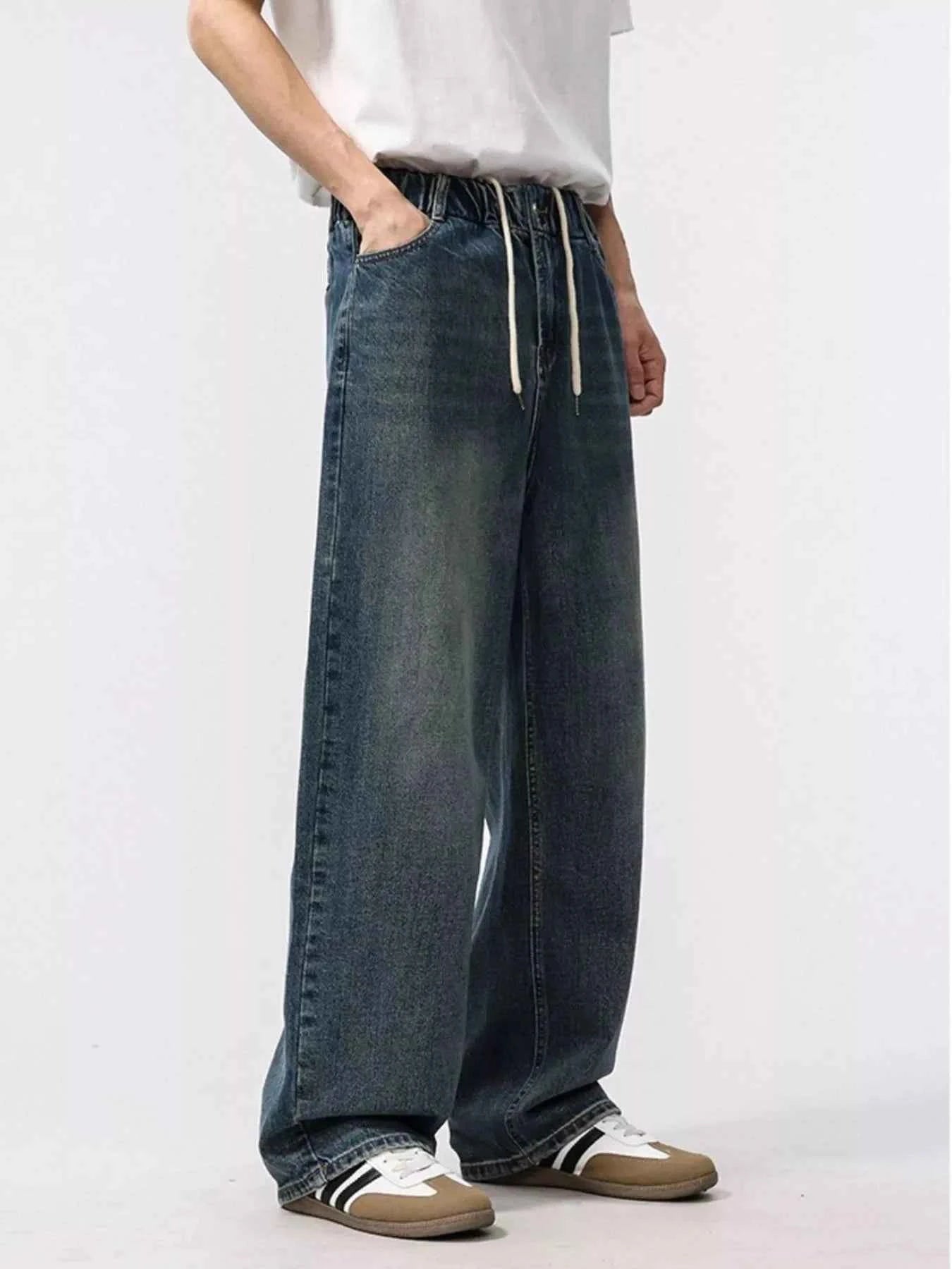 Men's Wash Relaxed Fit Jeans