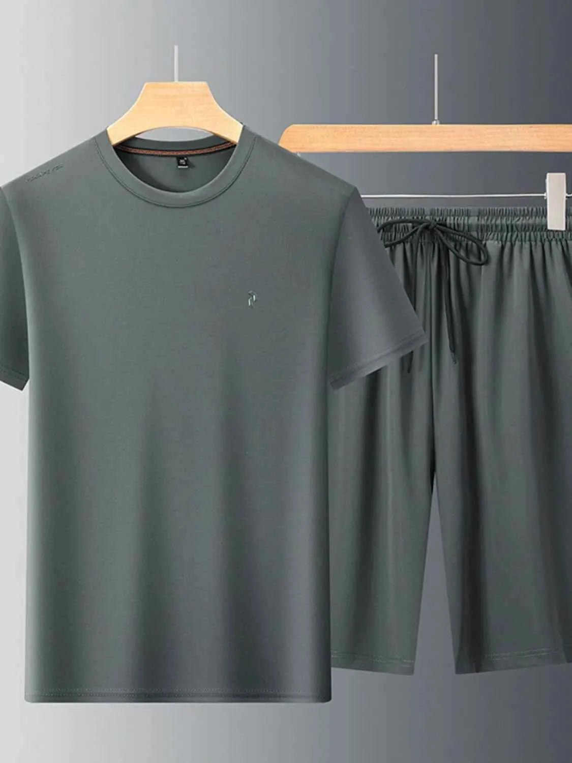 Men's Plus Size Round Neck Short Sleeve Top and Shorts Set