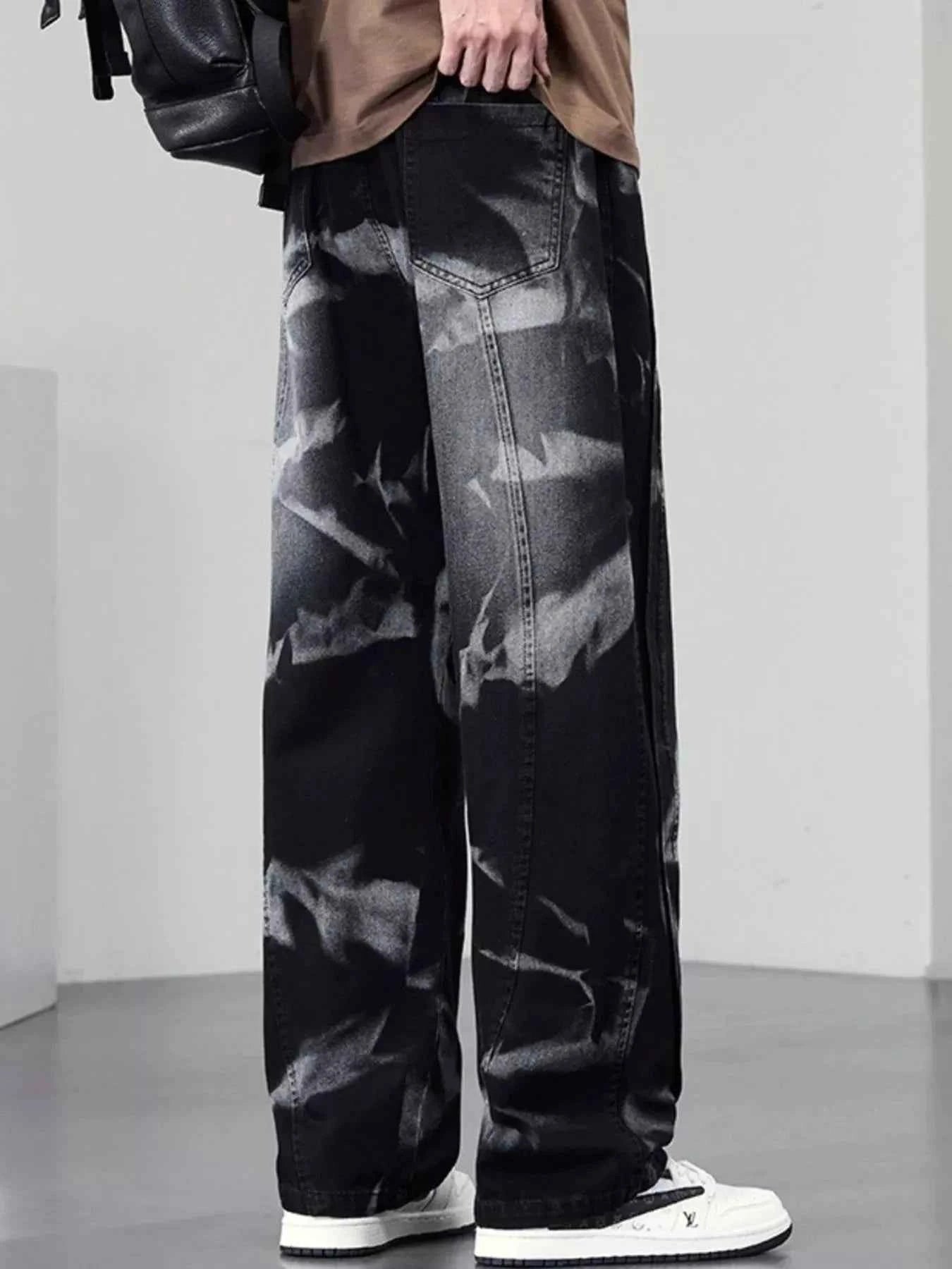 Men's Plus Size Washed Wide-Leg Jeans
