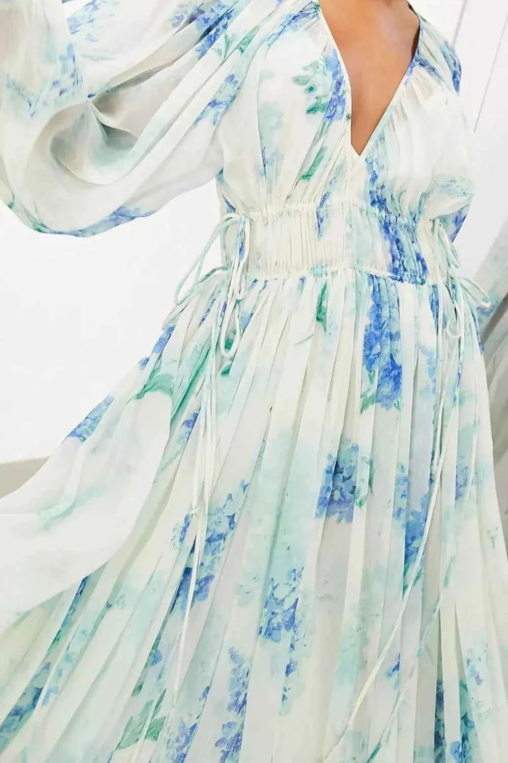 Floral Print Bohemian Maxi Dress with Balloon Sleeves