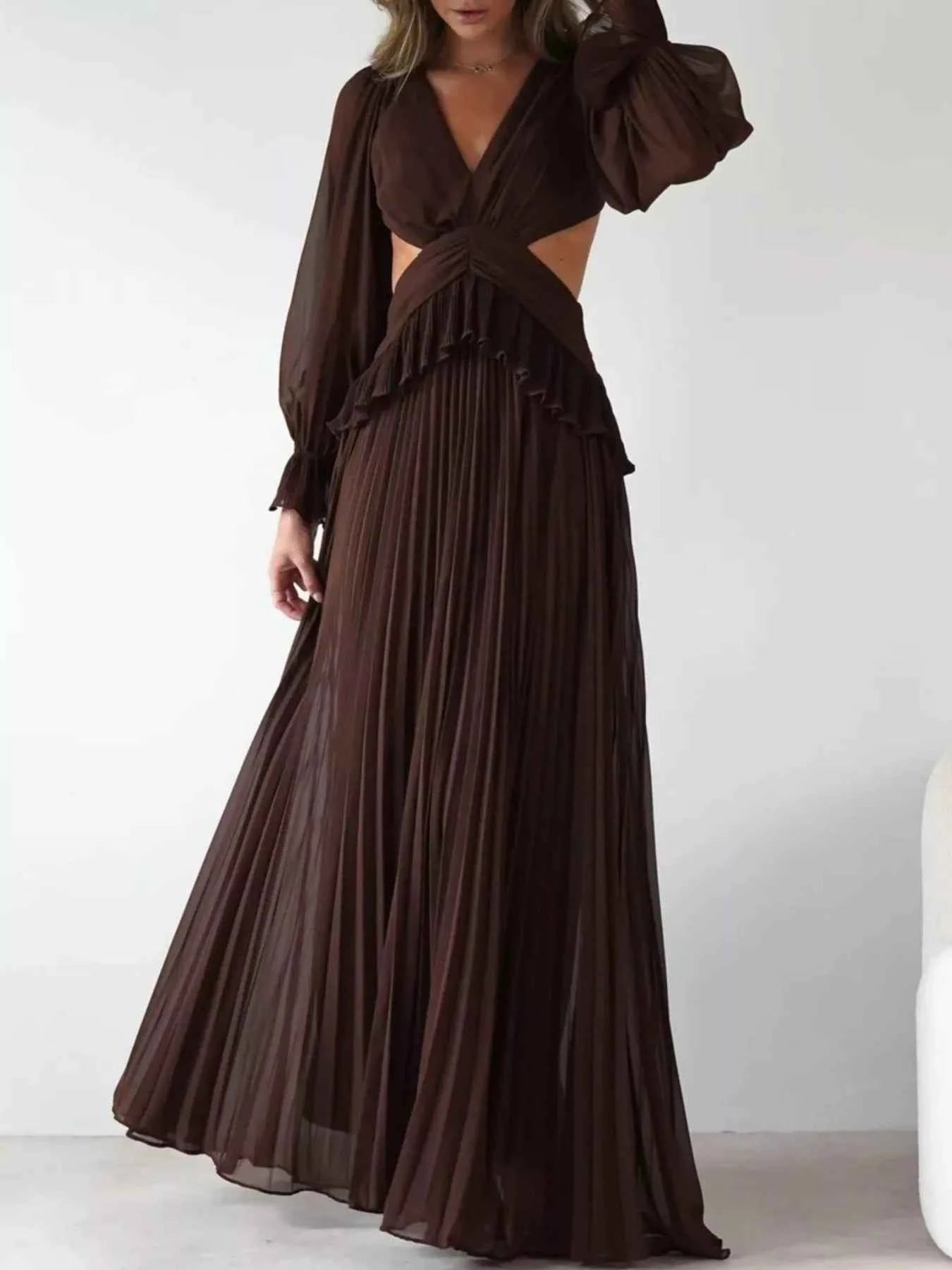 Backless Pleated Long Sleeve Maxi Dress