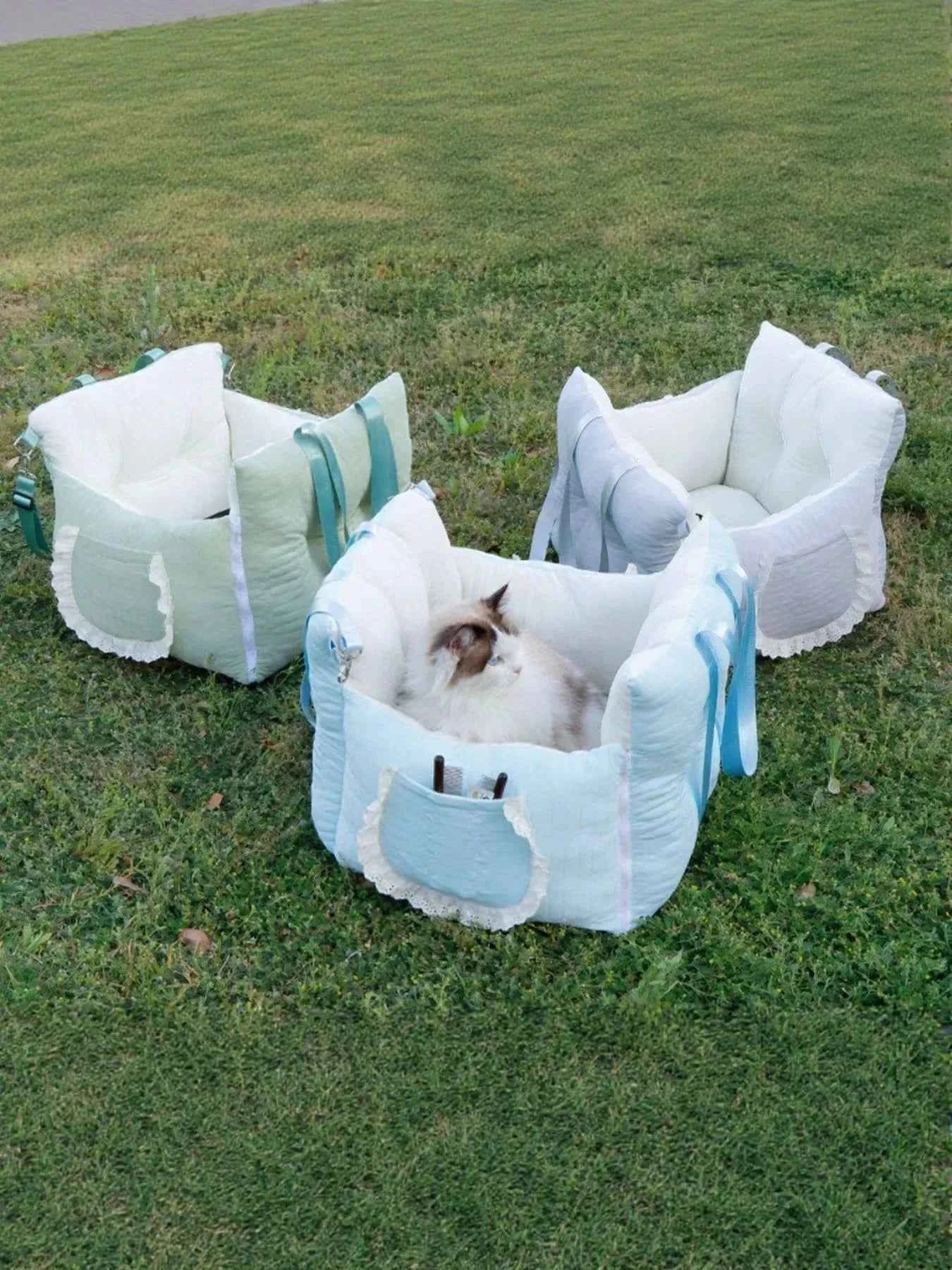 Comfortable & Secure Pet Car Seat Carrier
