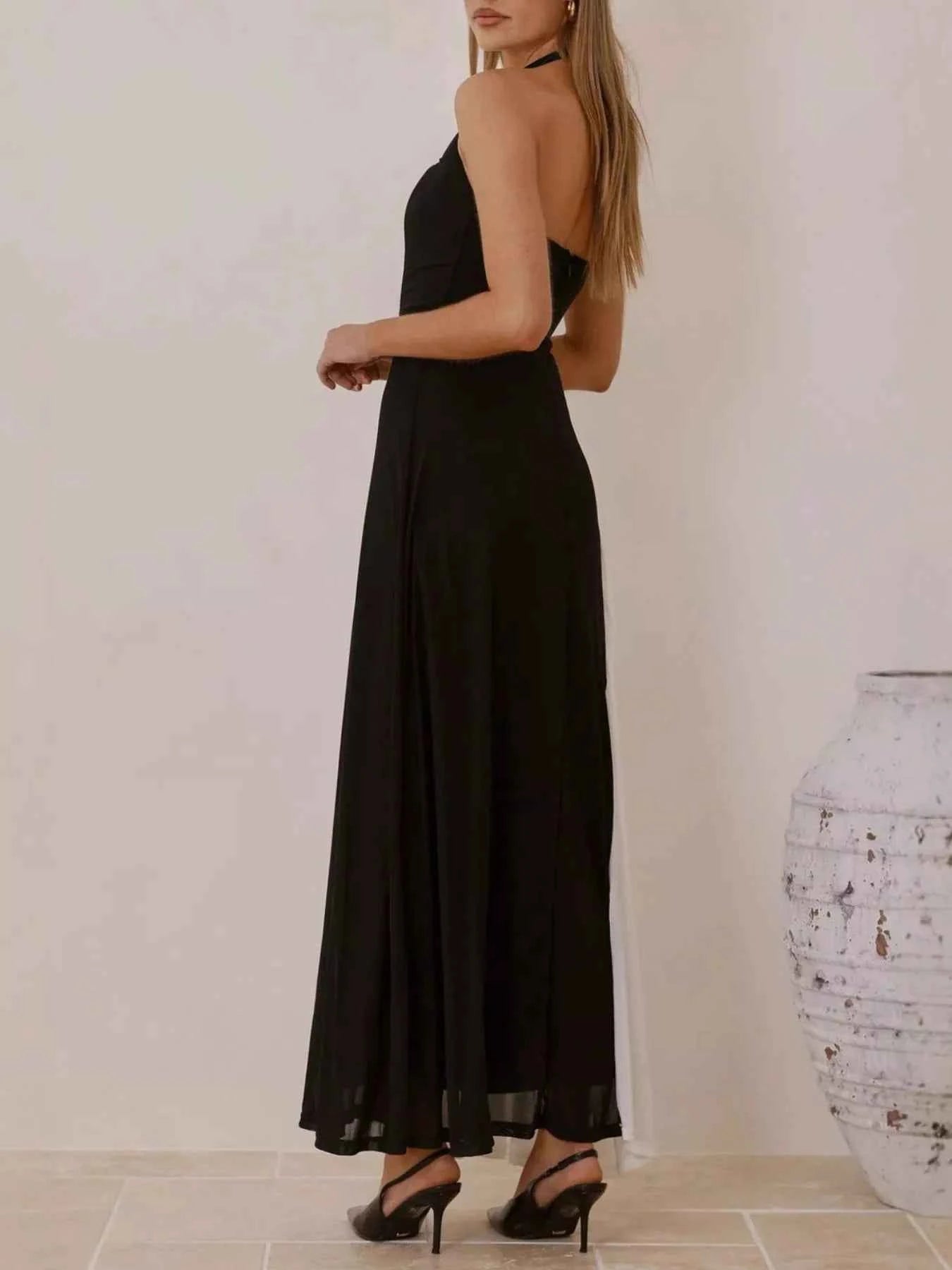 Contrast Halter Neck Maxi Dress