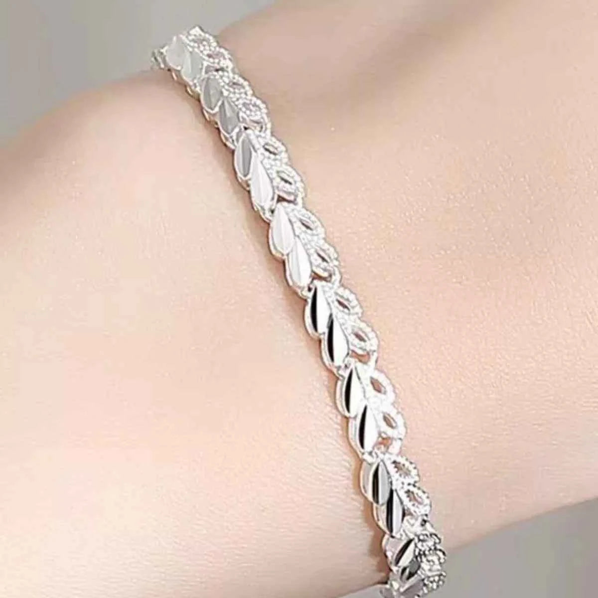 925 Sterling Silver Heart Link Bracelet