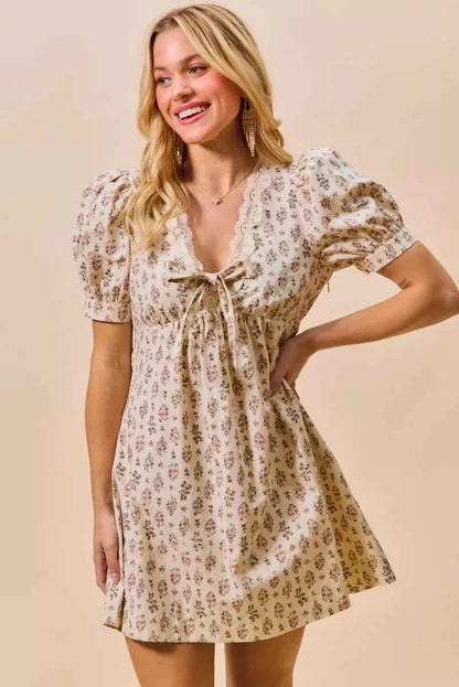 SO ME Floral Print Lace Trim Short Sleeves Mini Dress