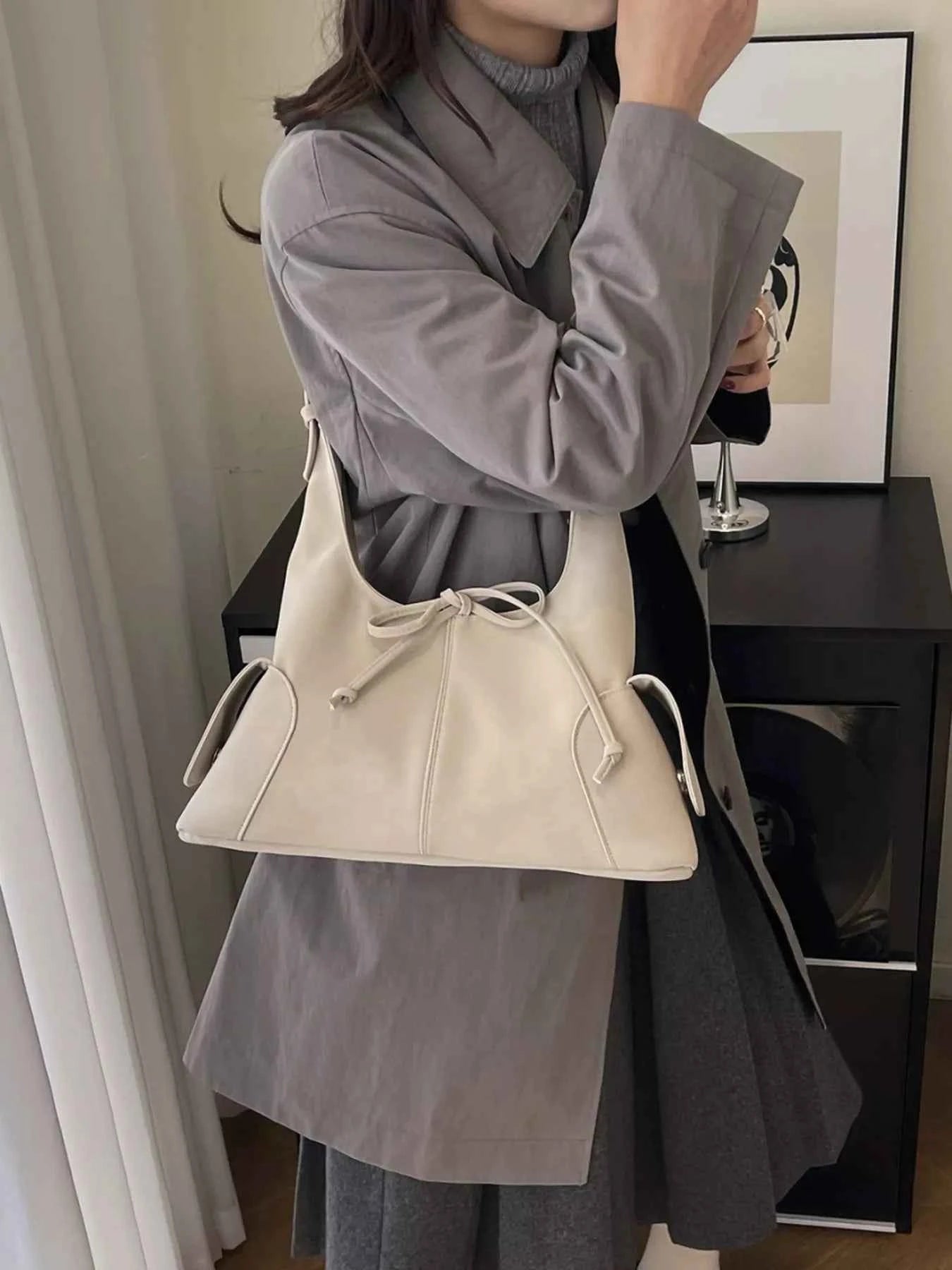 Bow Decor Crossbody Bag